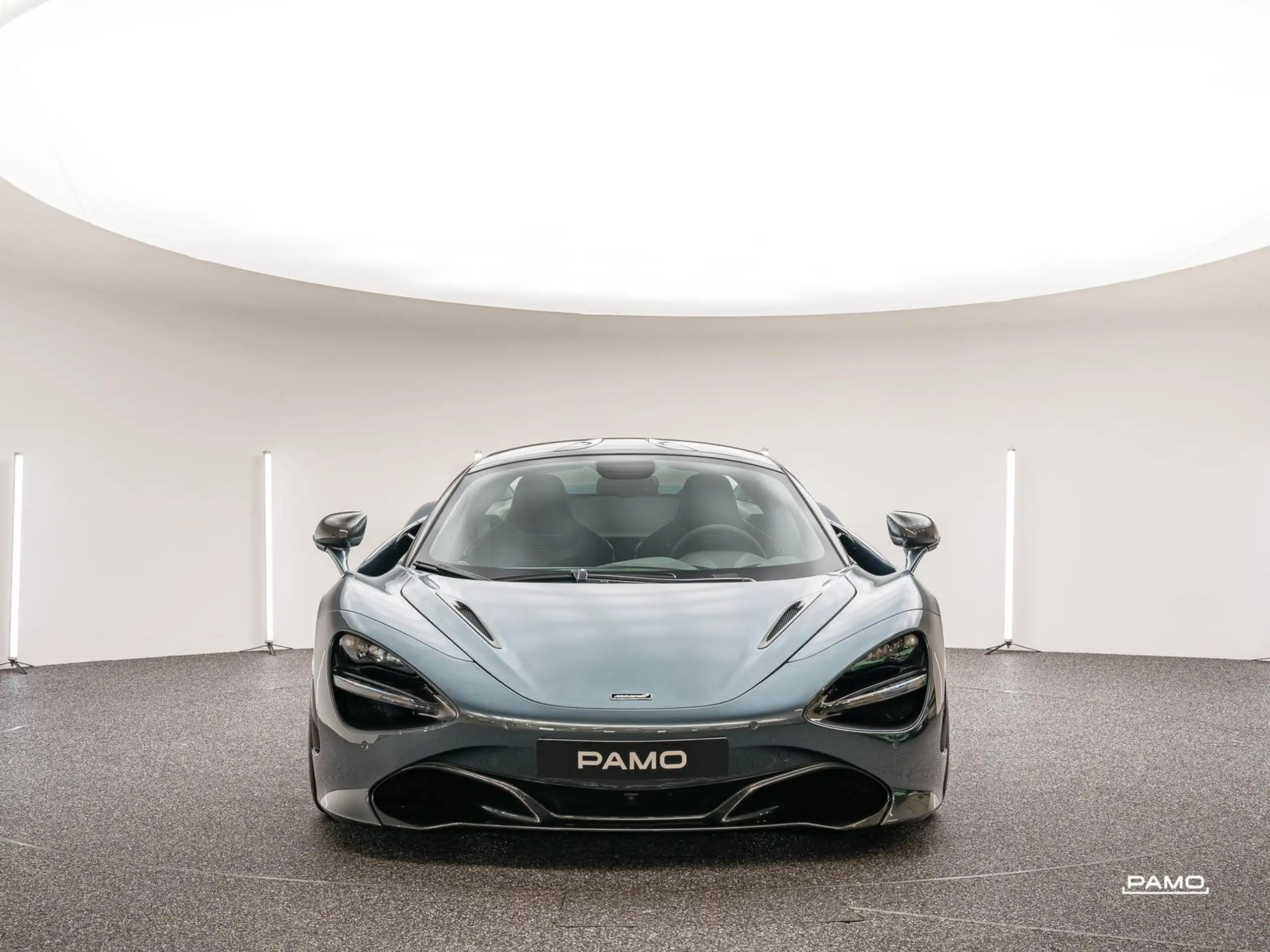 McLaren - 720S