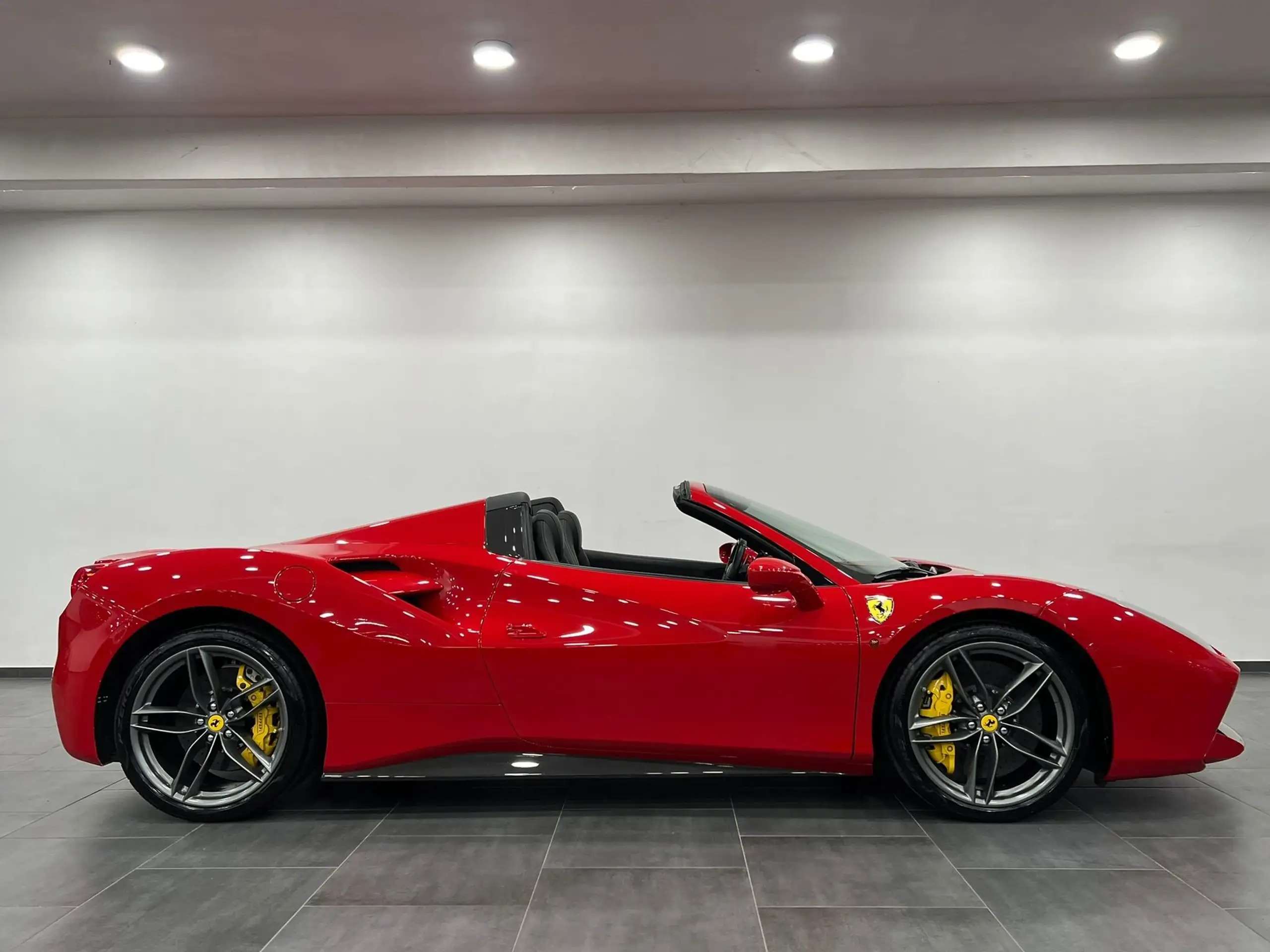 Ferrari - 488