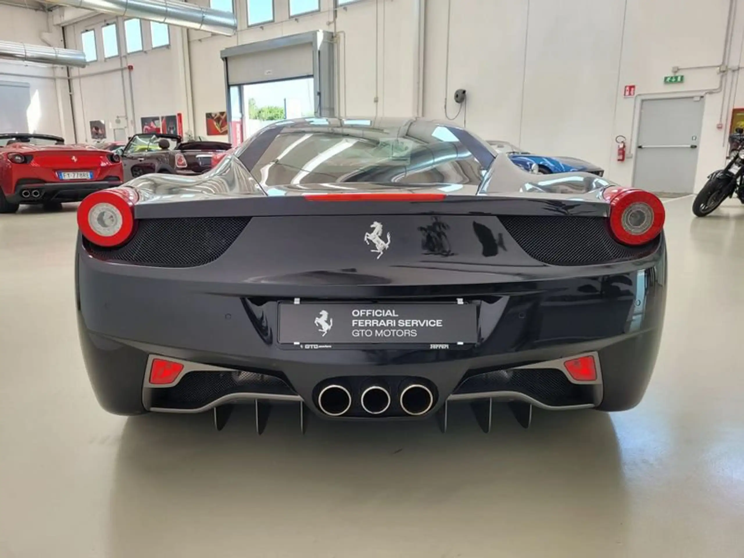 Ferrari - 458