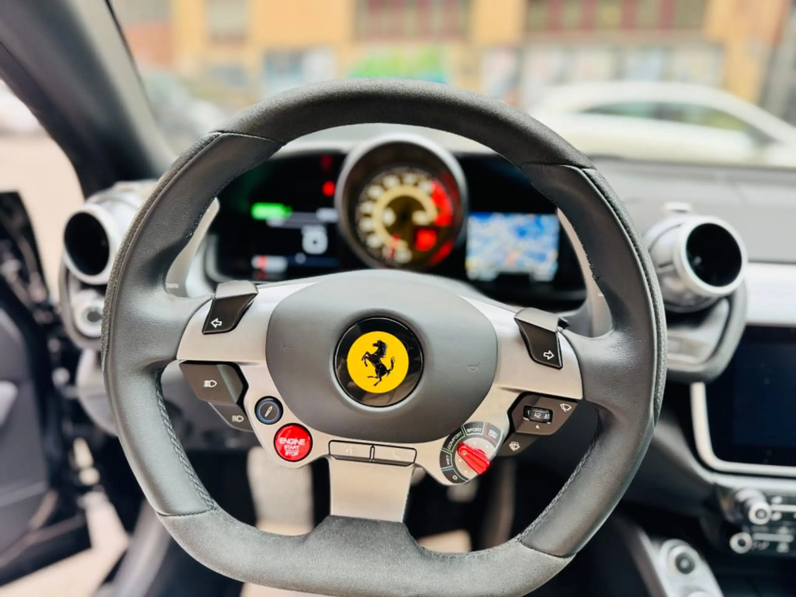 Ferrari - GTC4 Lusso