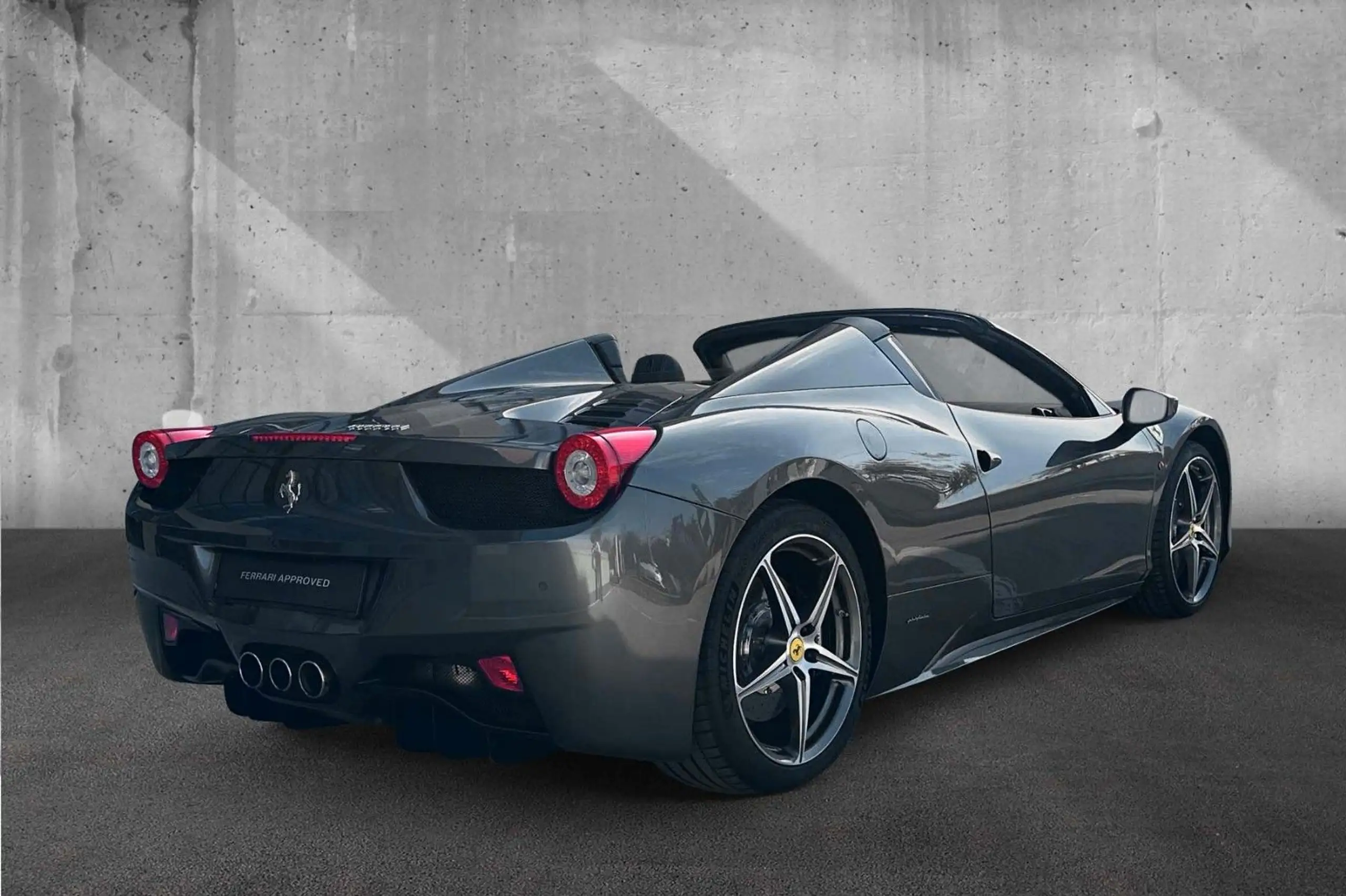 Ferrari - 458