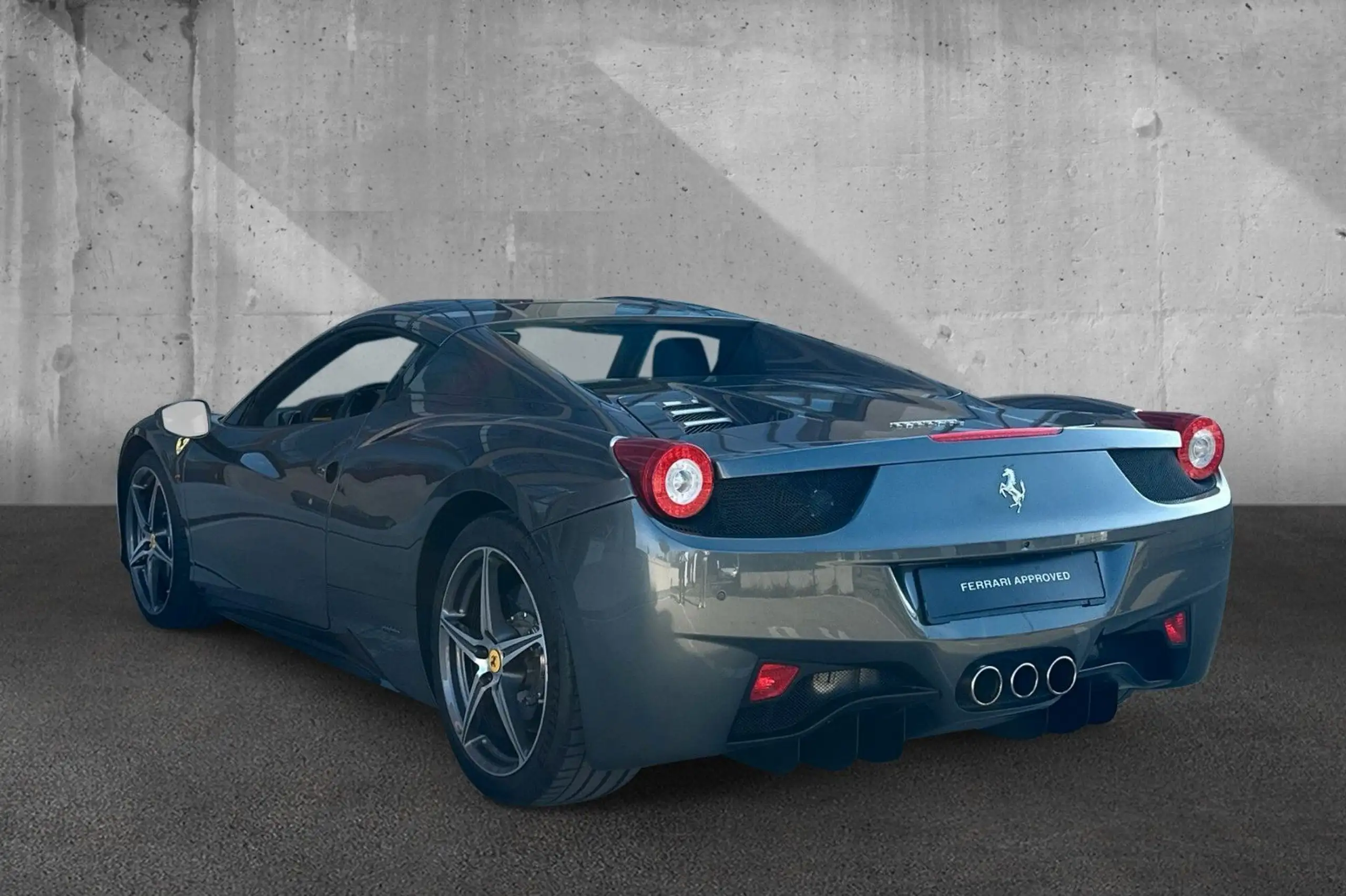 Ferrari - 458