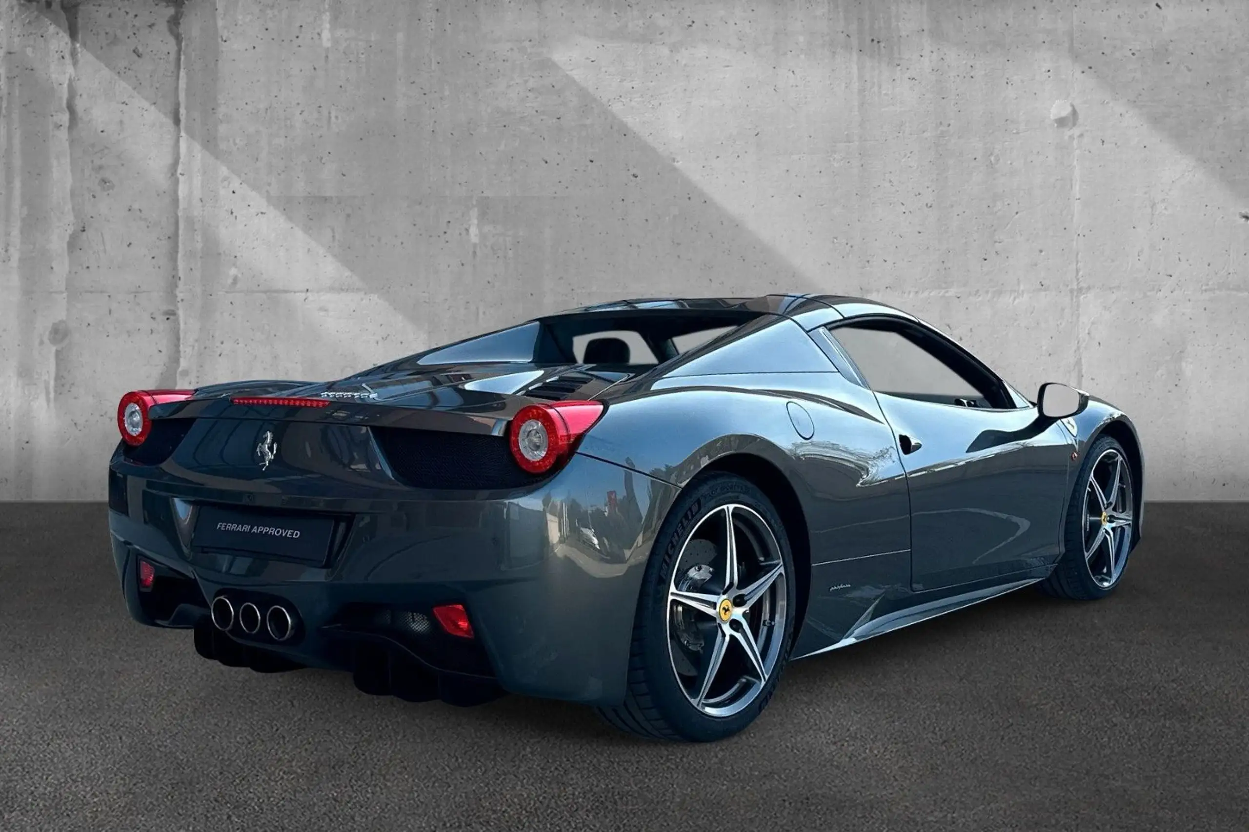 Ferrari - 458