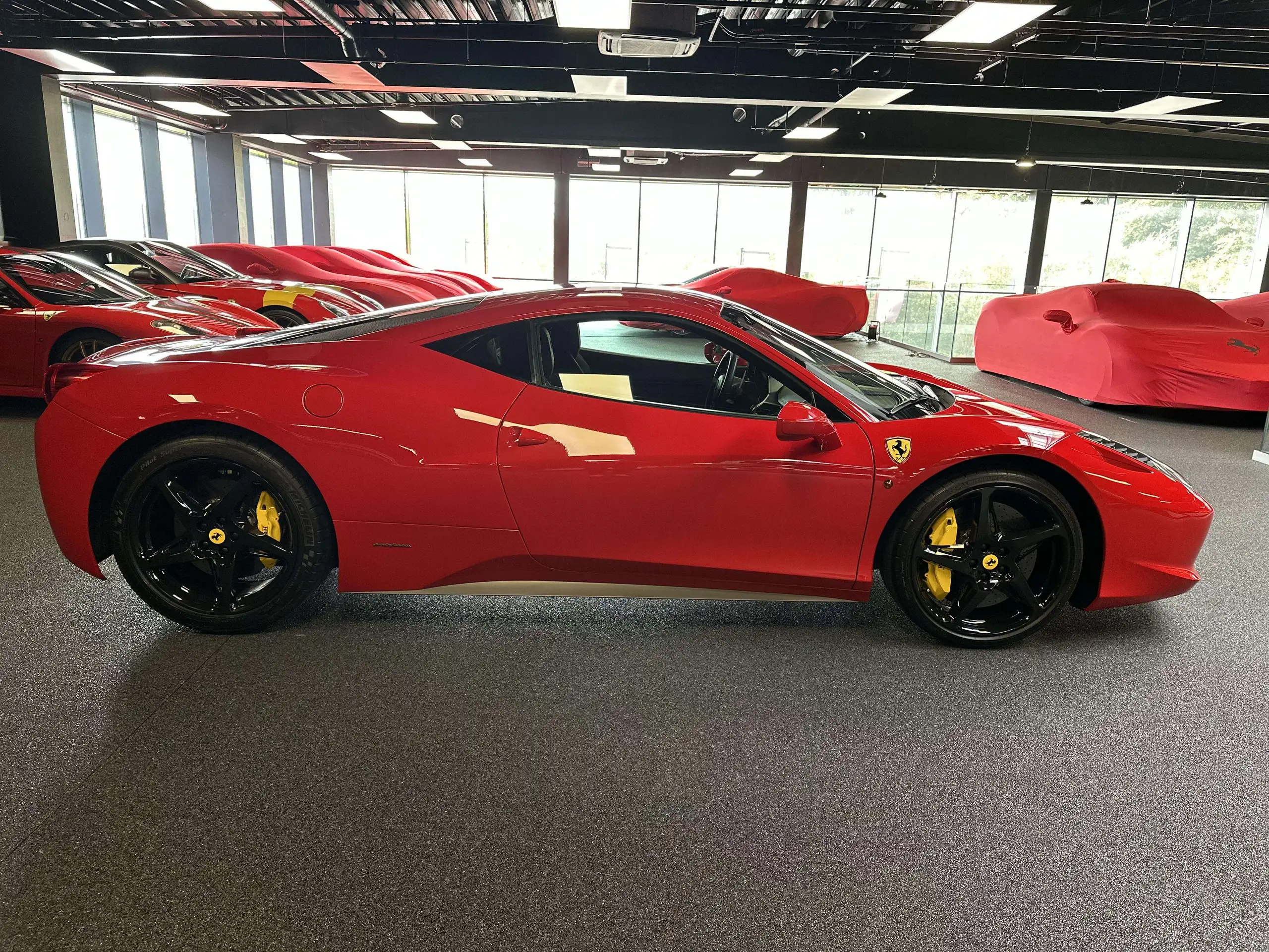 Ferrari - 458