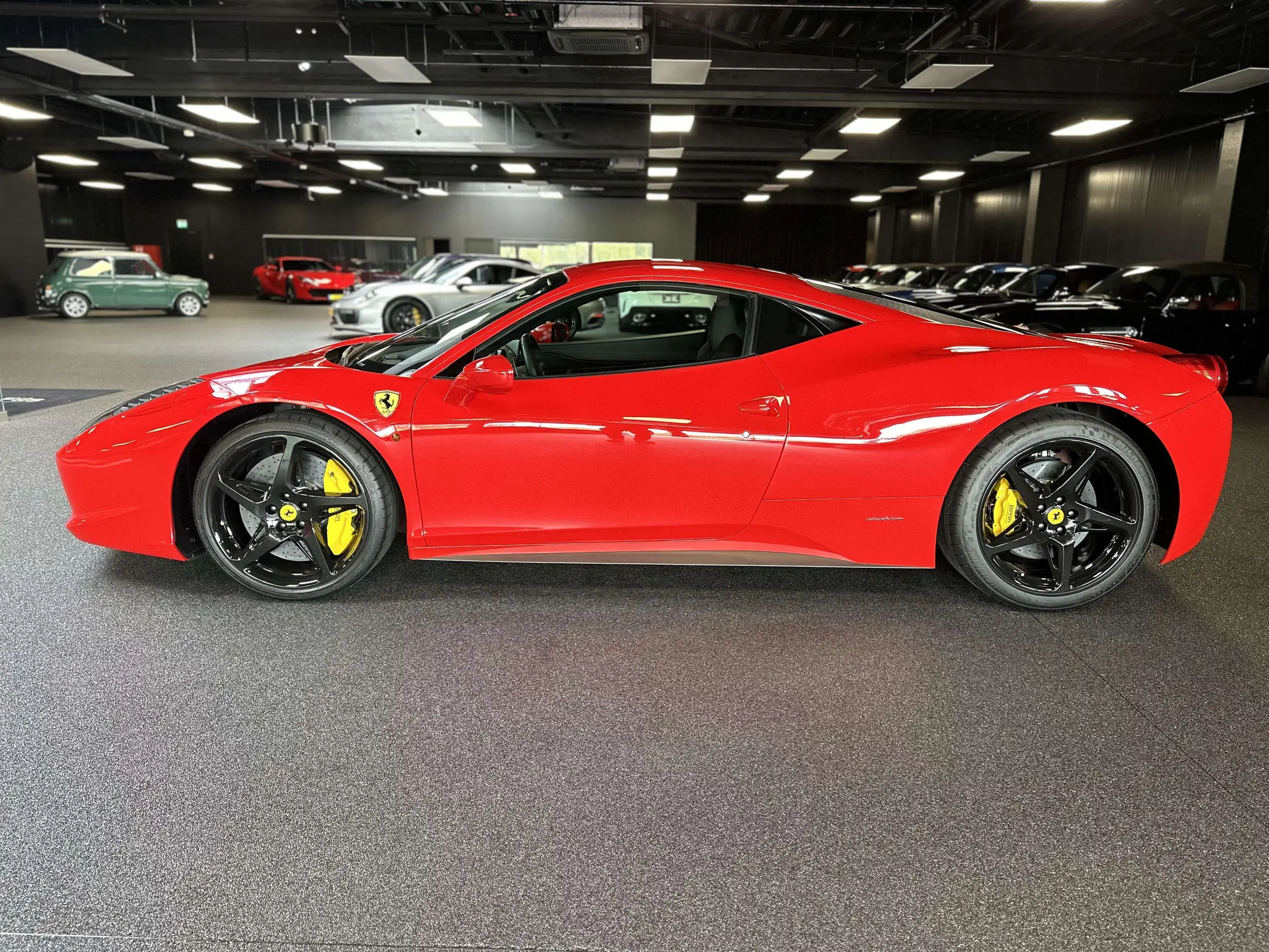 Ferrari - 458