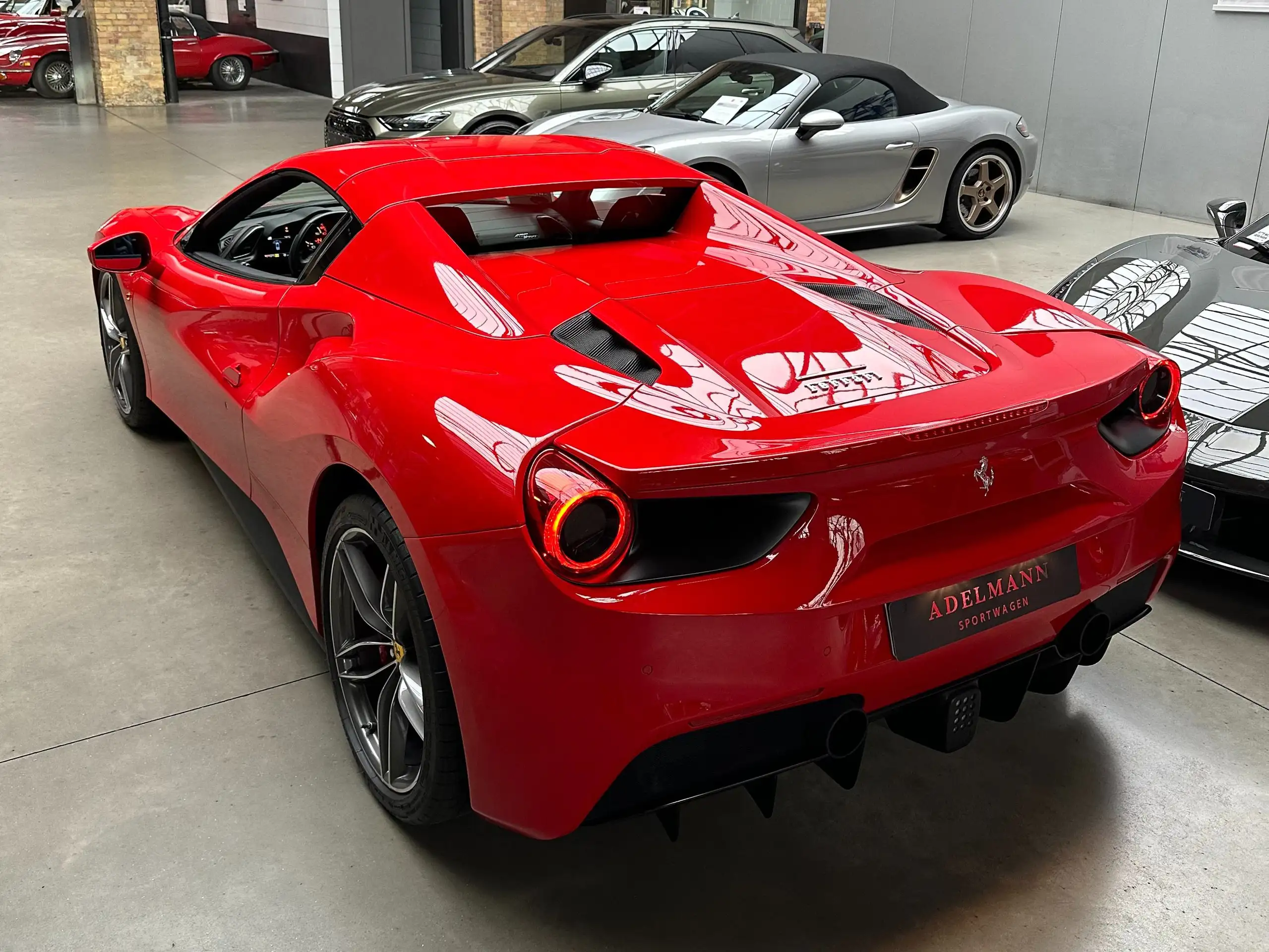 Ferrari - 488