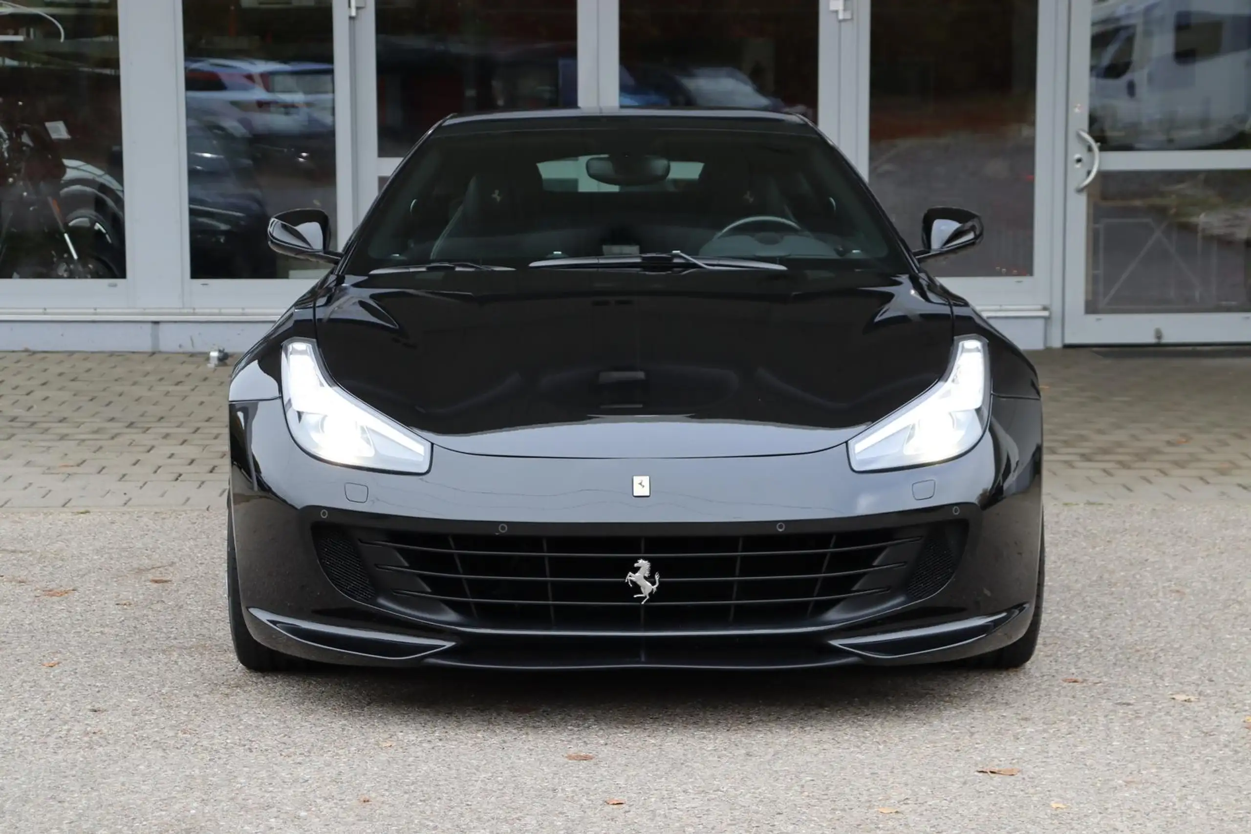 Ferrari - GTC4 Lusso