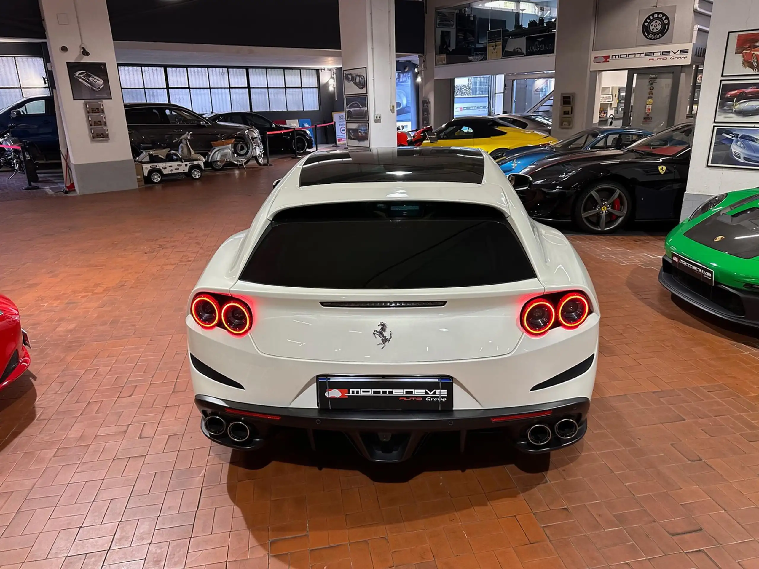 Ferrari - GTC4 Lusso