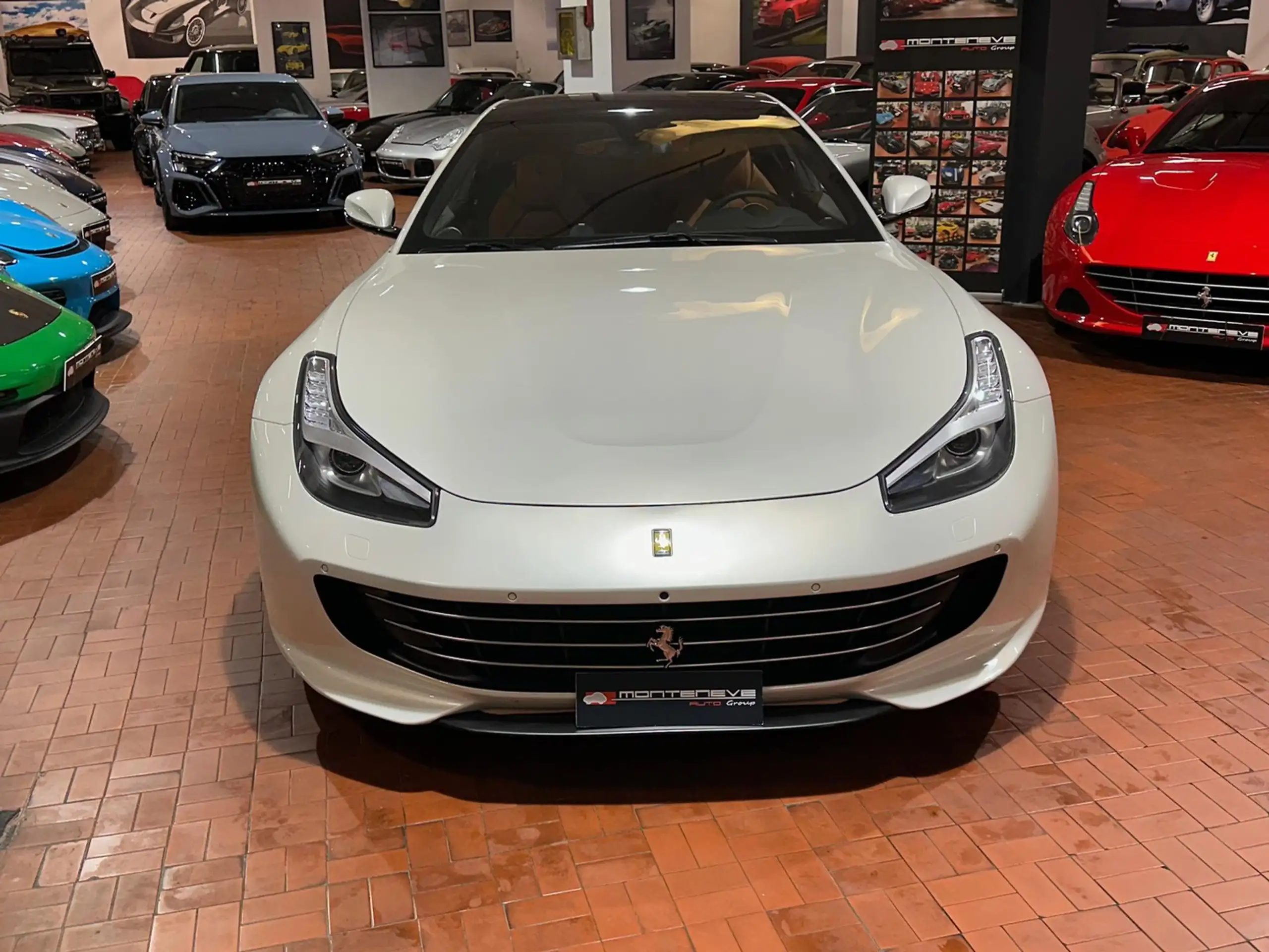 Ferrari - GTC4 Lusso