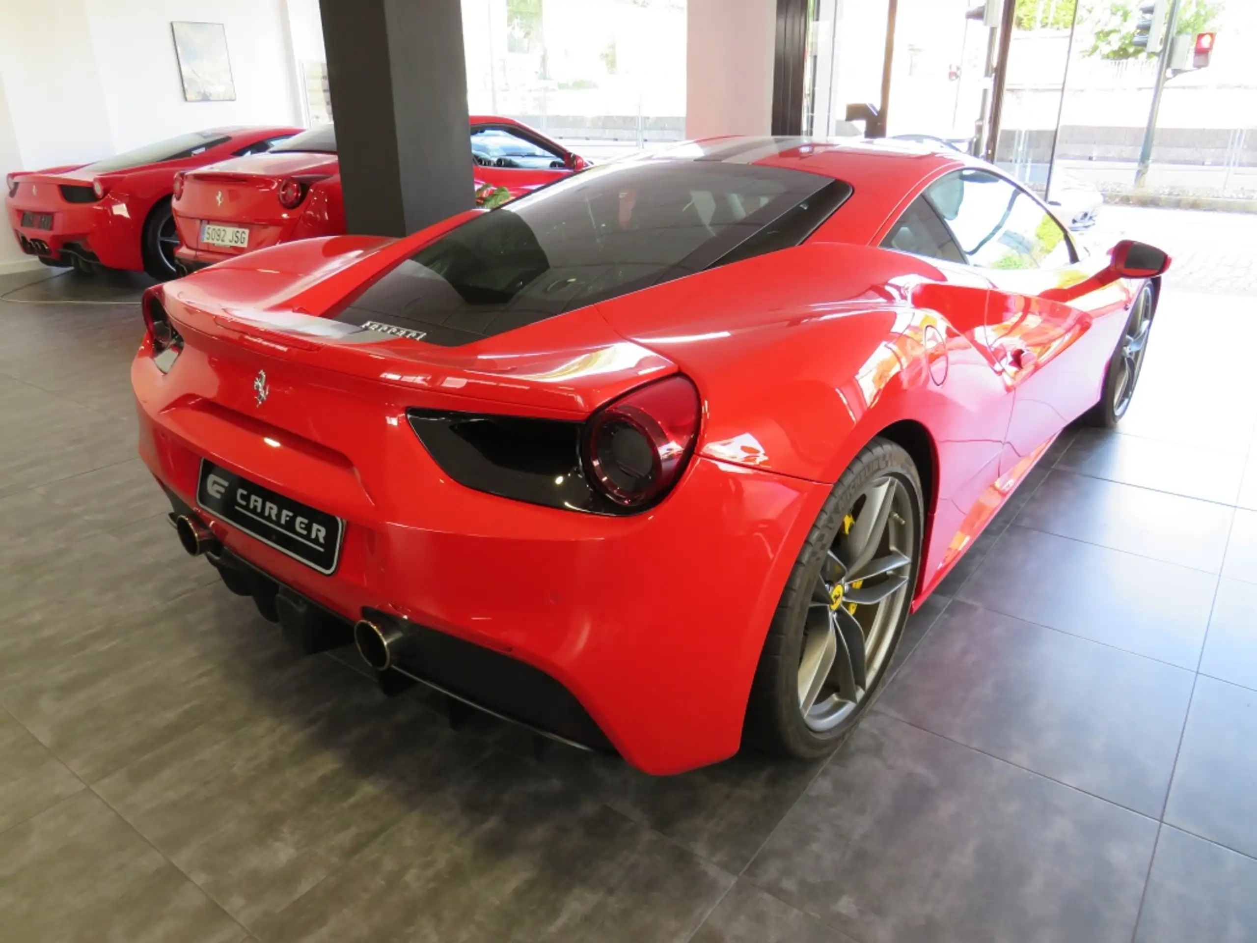 Ferrari - 488