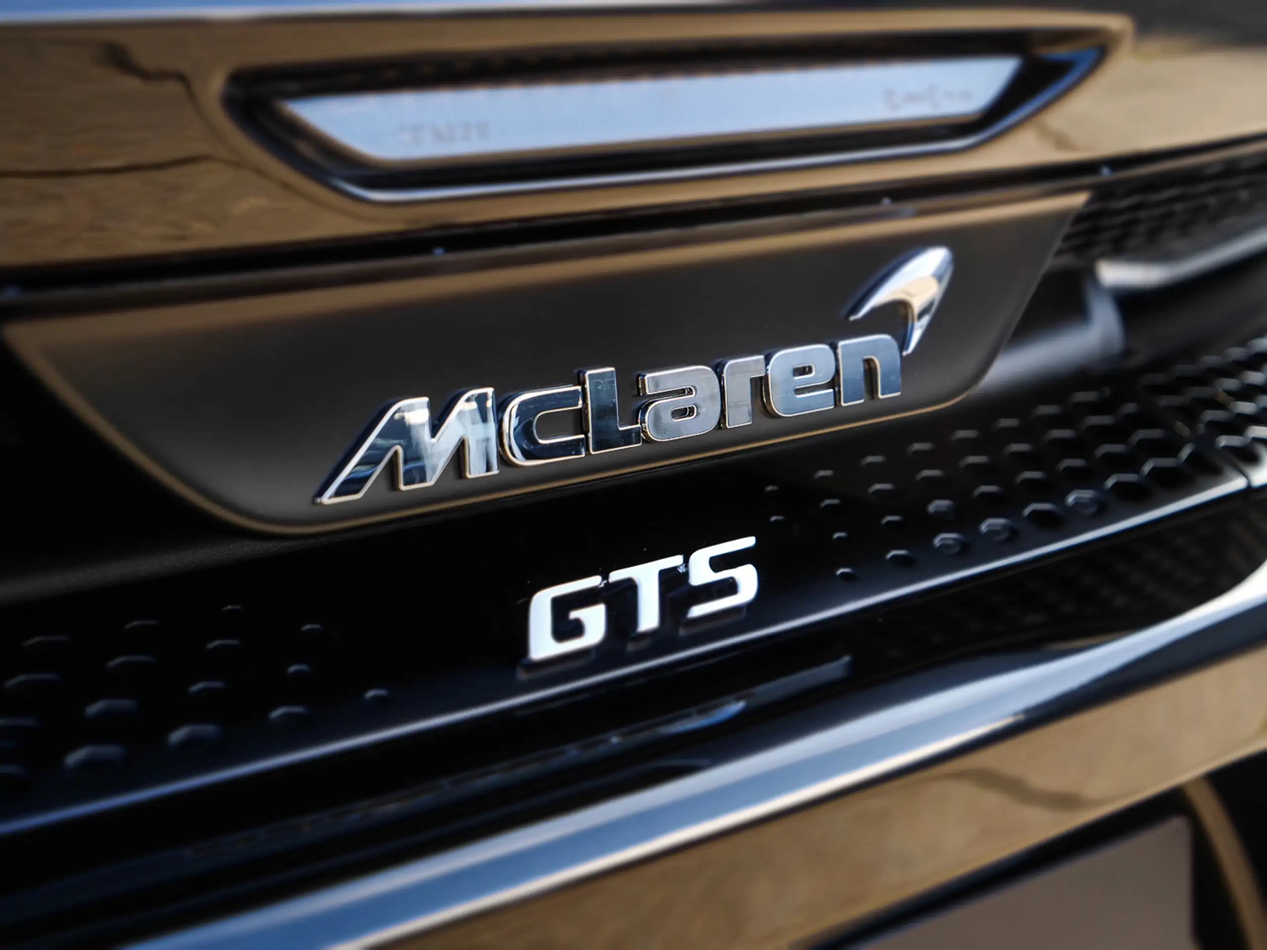 McLaren - GT