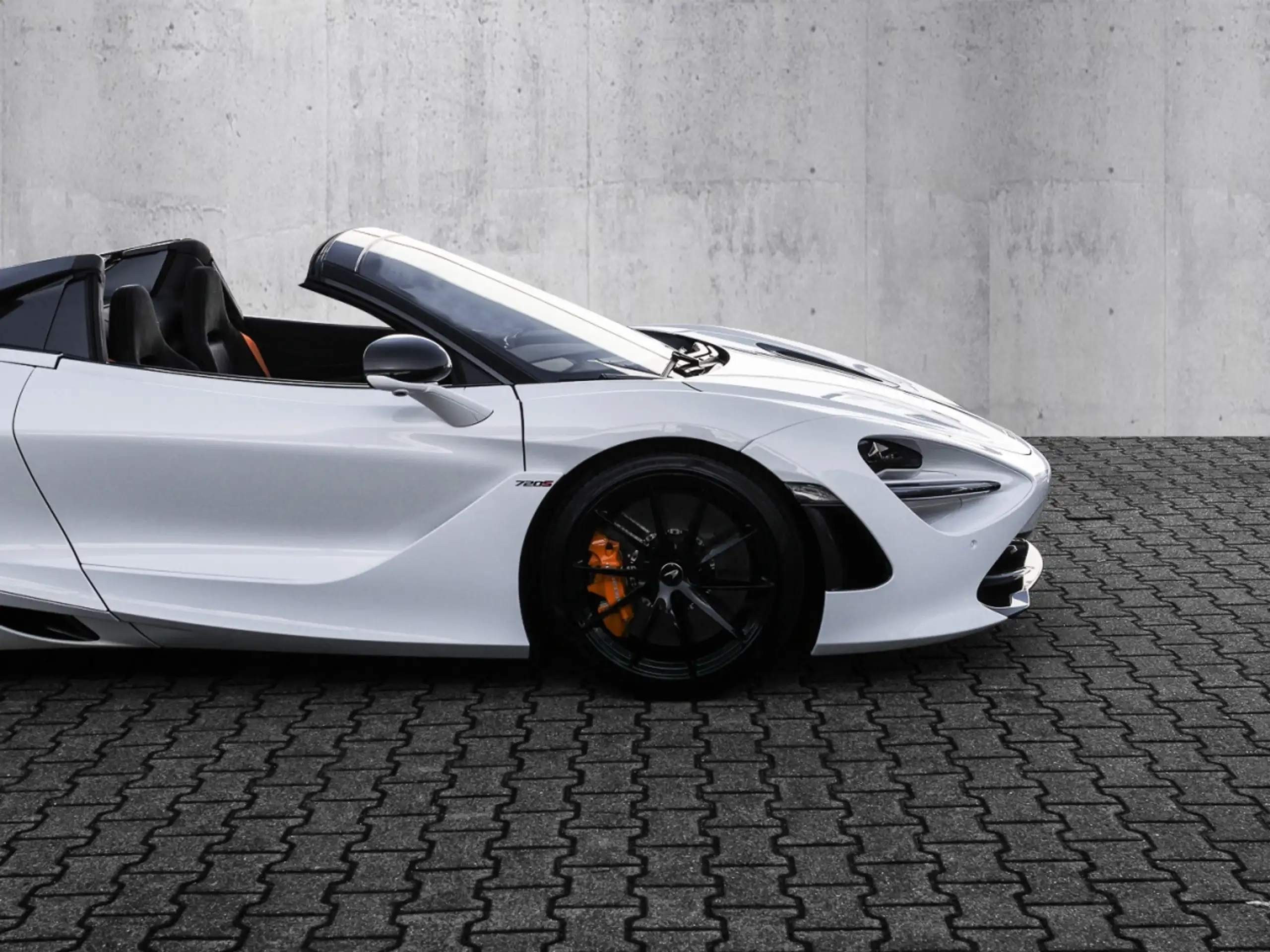 McLaren - 720S