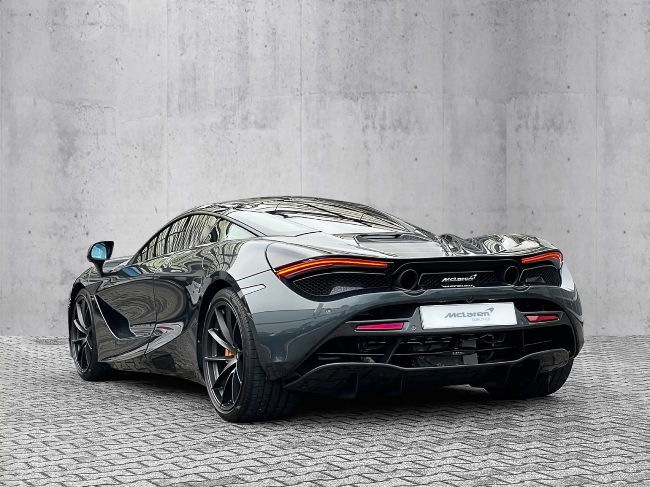 McLaren - 720S