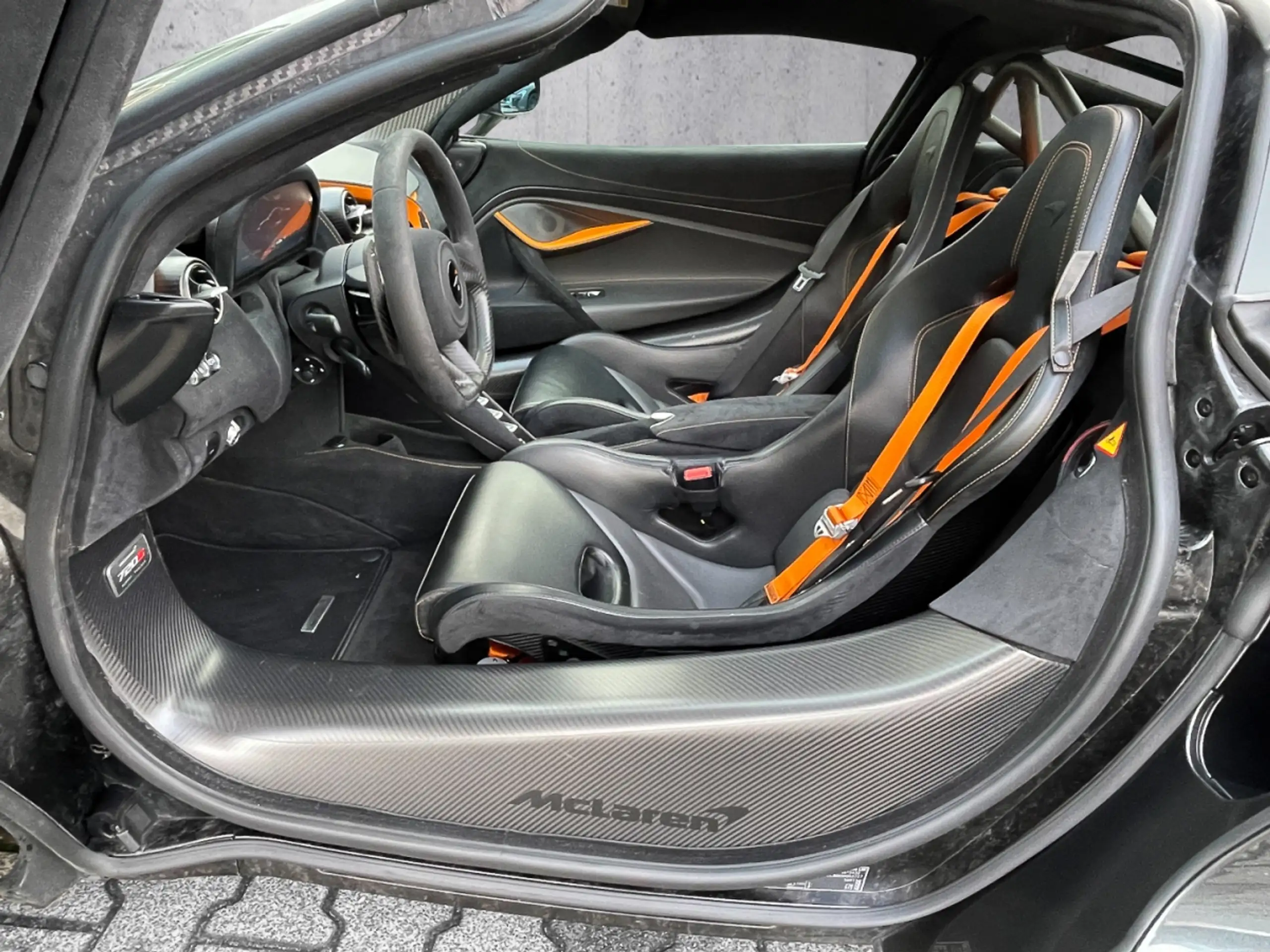 McLaren - 720S