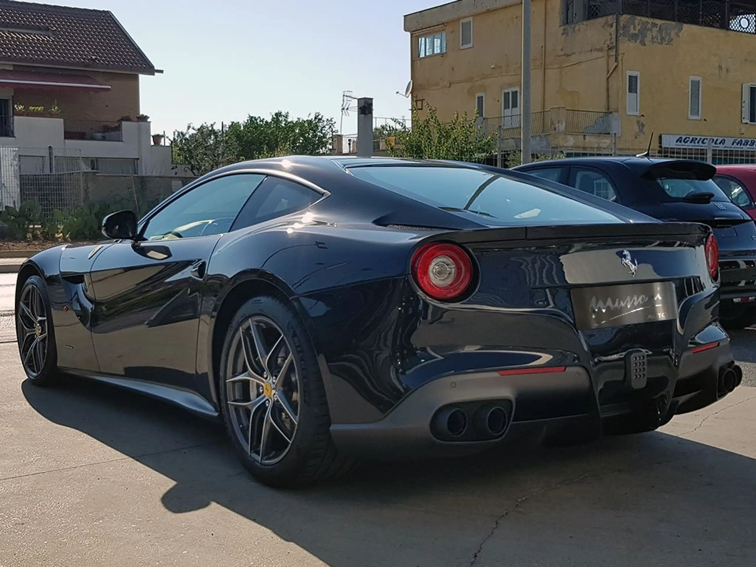 Ferrari - F12