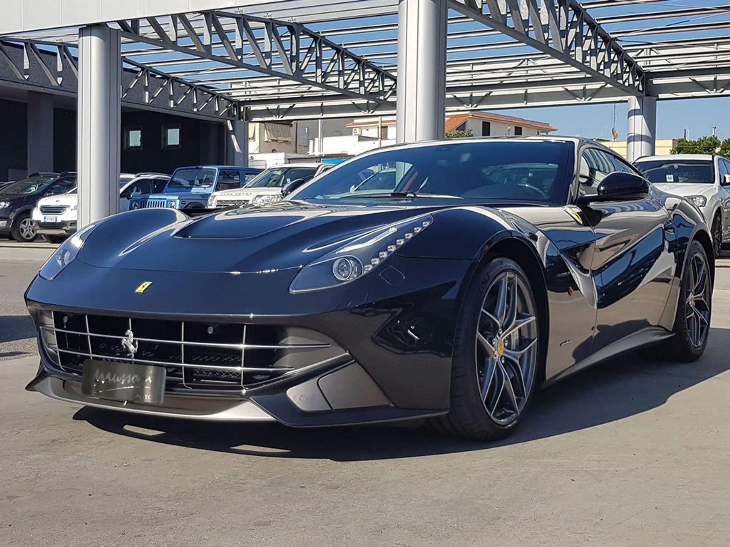 Ferrari - F12