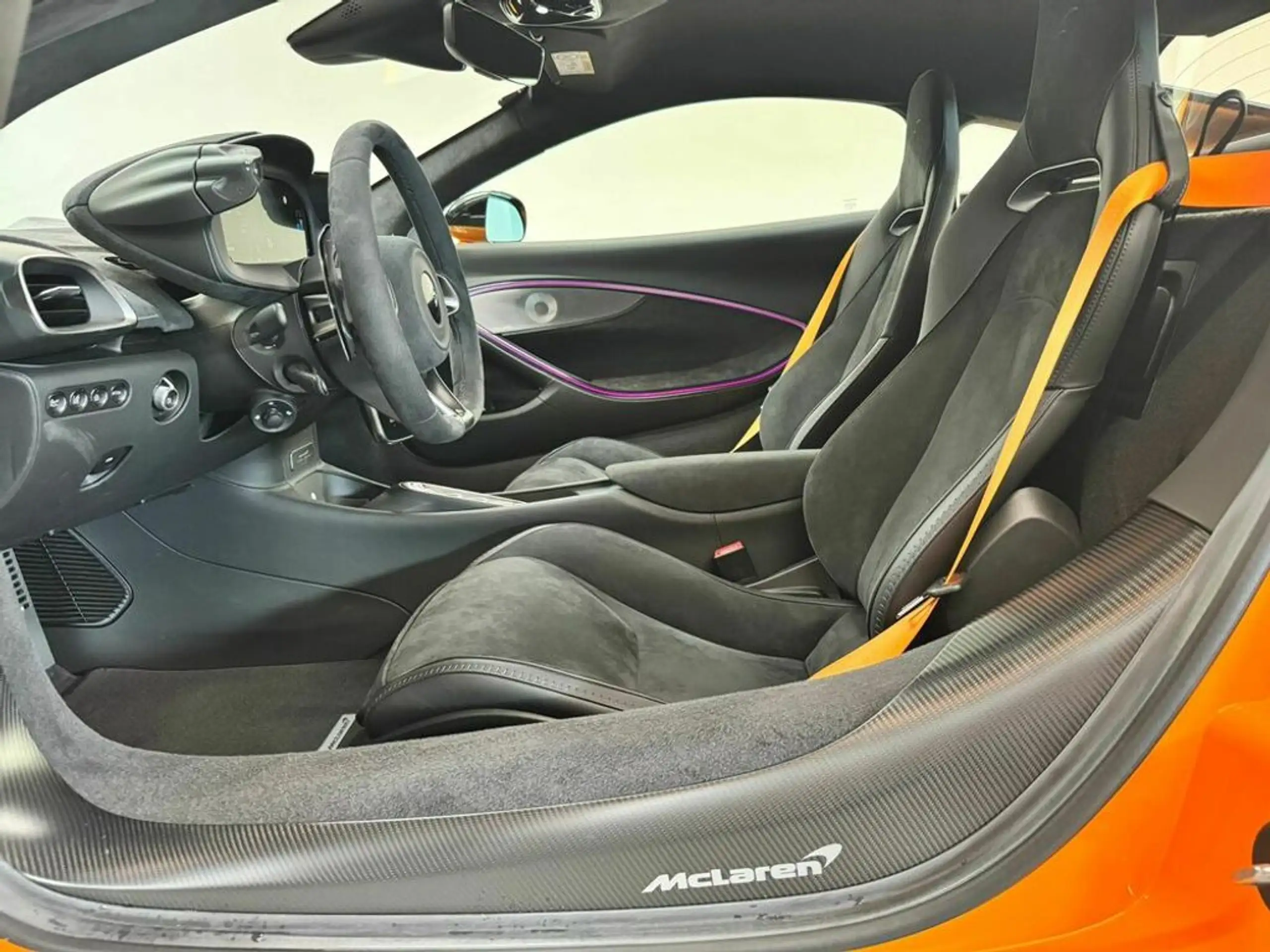 McLaren - Artura