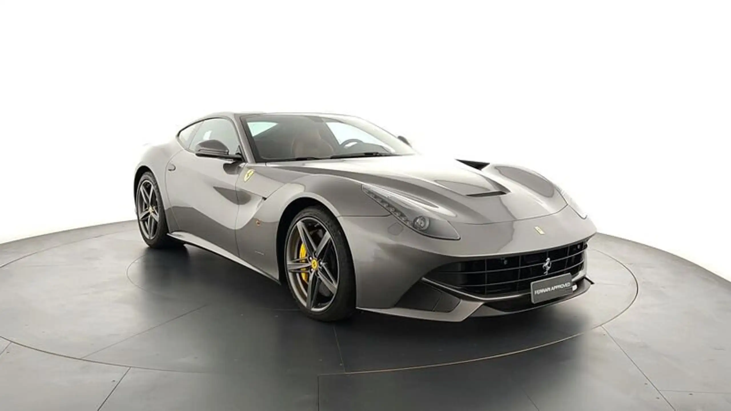 Ferrari - F12