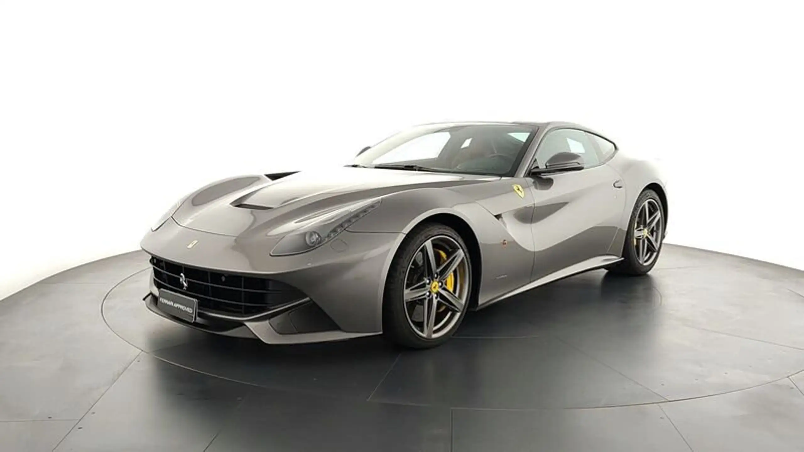 Ferrari - F12