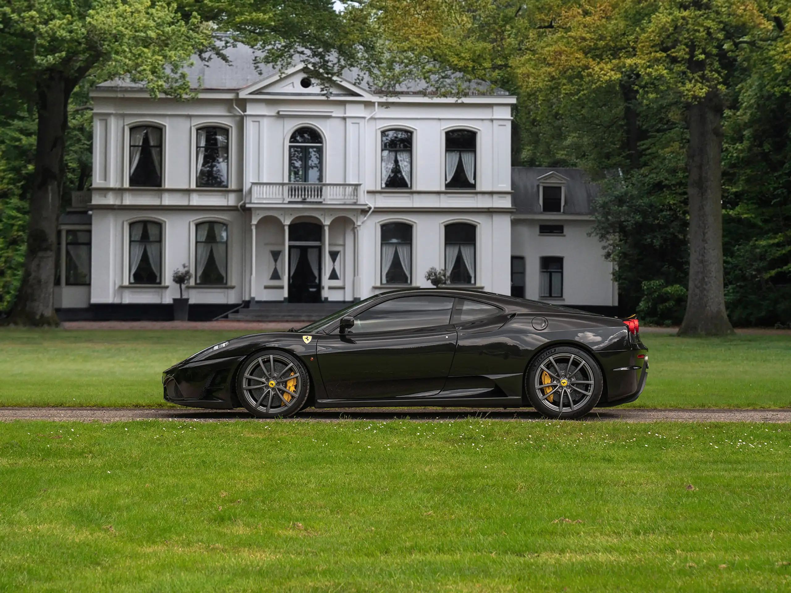 Ferrari - 430 Scuderia