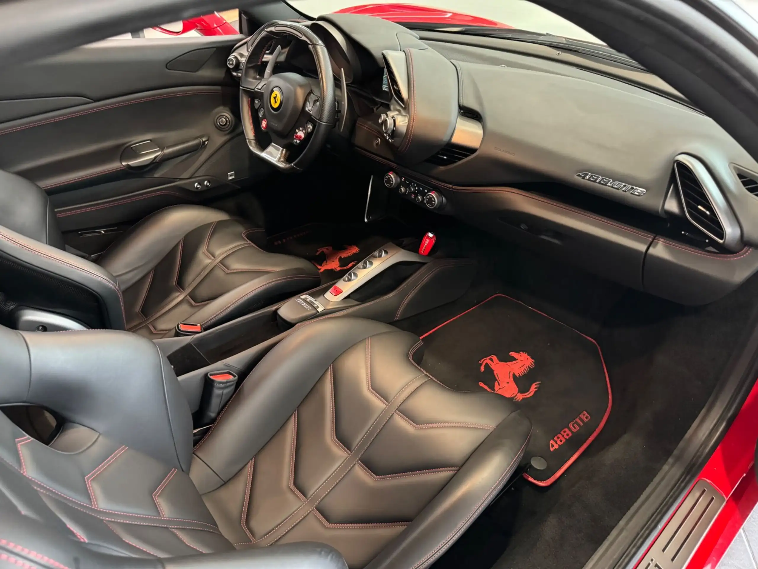 Ferrari - 488