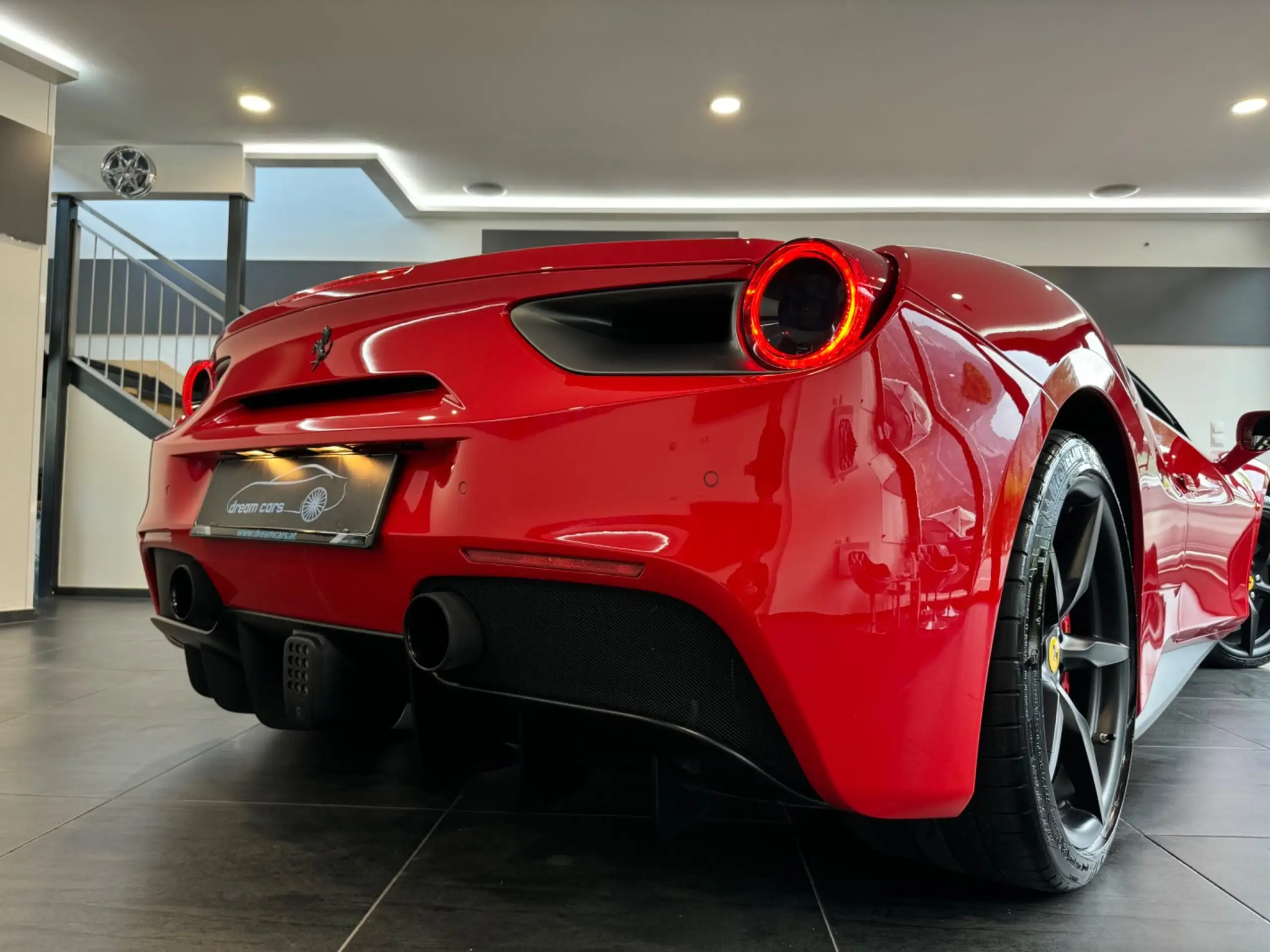 Ferrari - 488