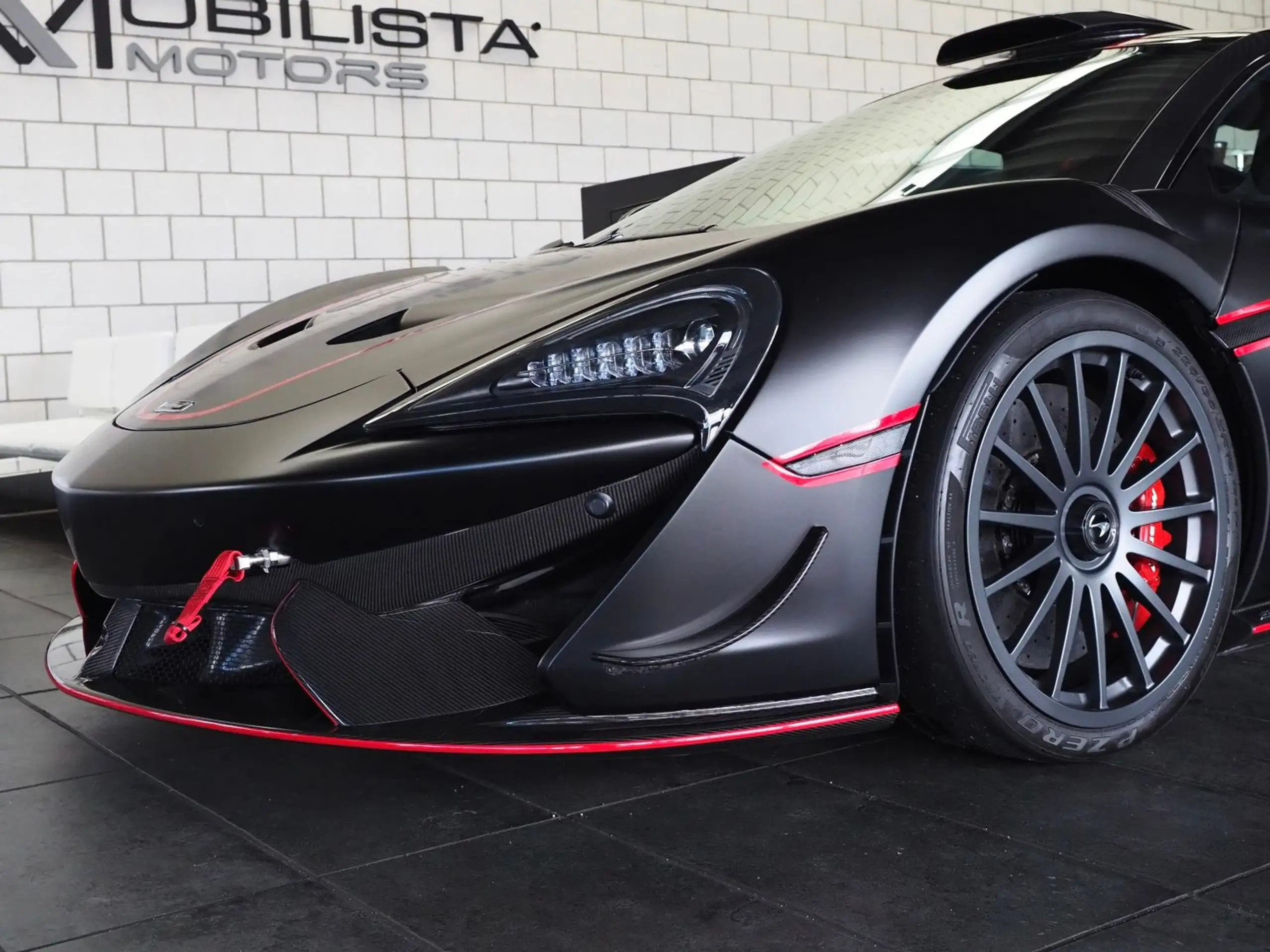 McLaren - 620R