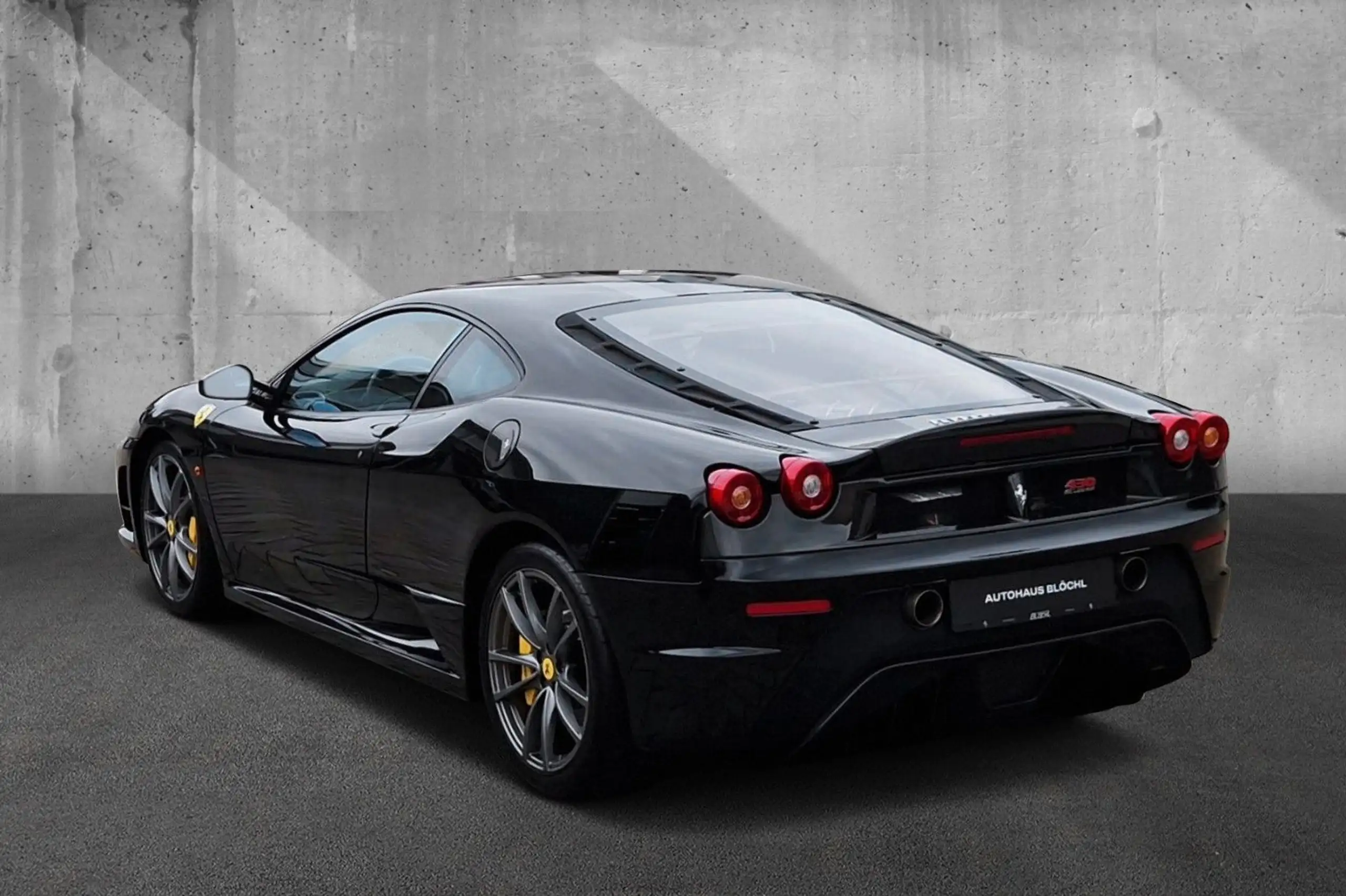 Ferrari - 430 Scuderia