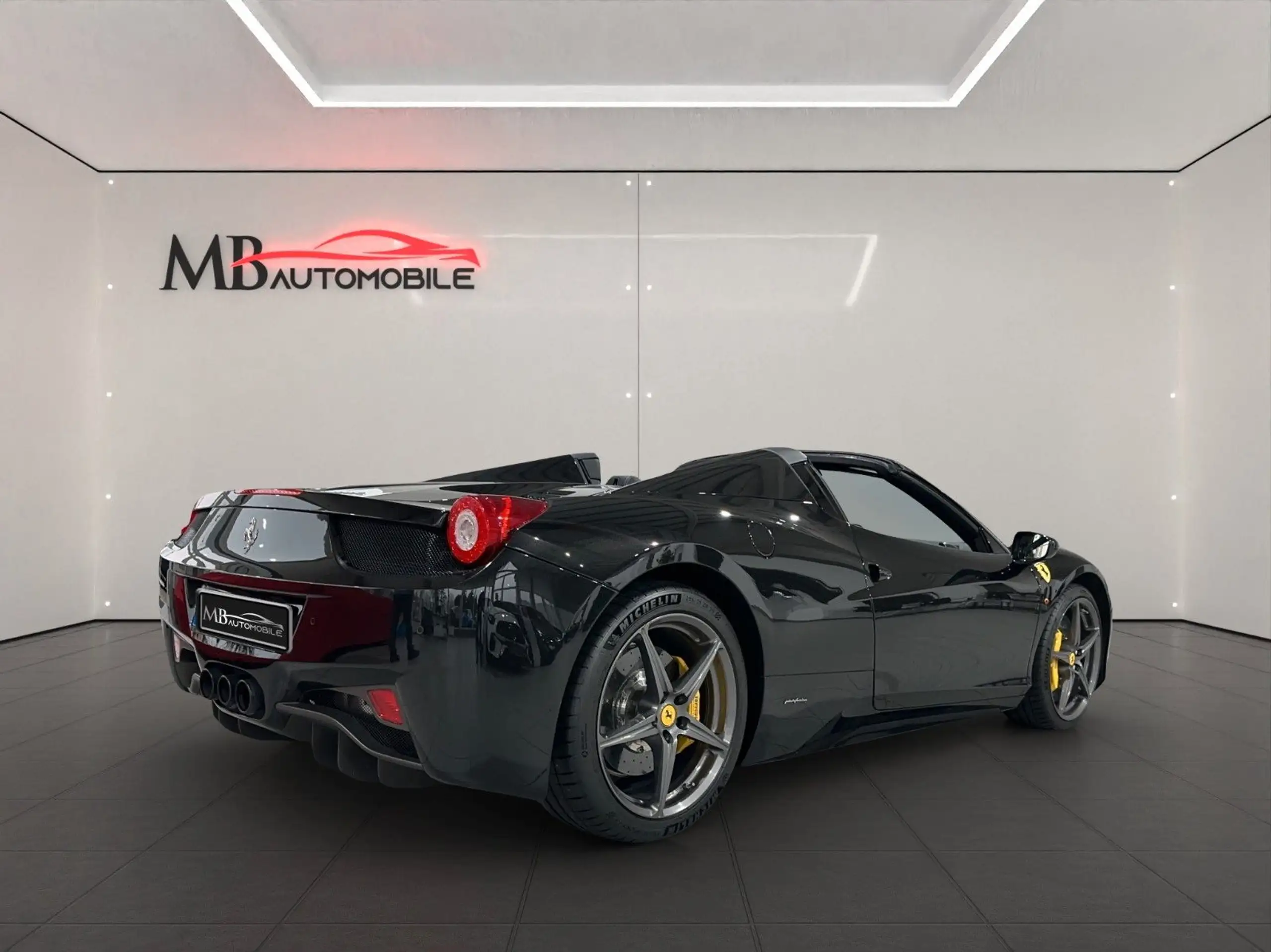 Ferrari - 458