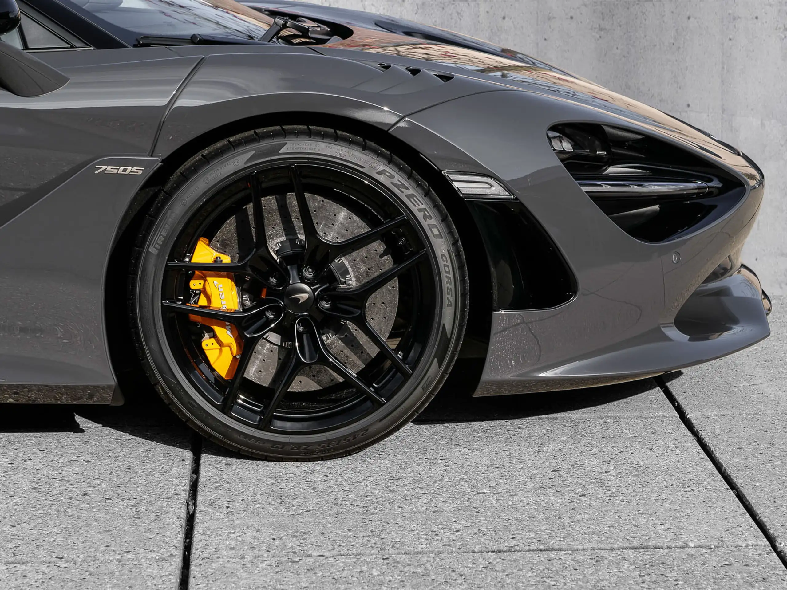 McLaren - 750S