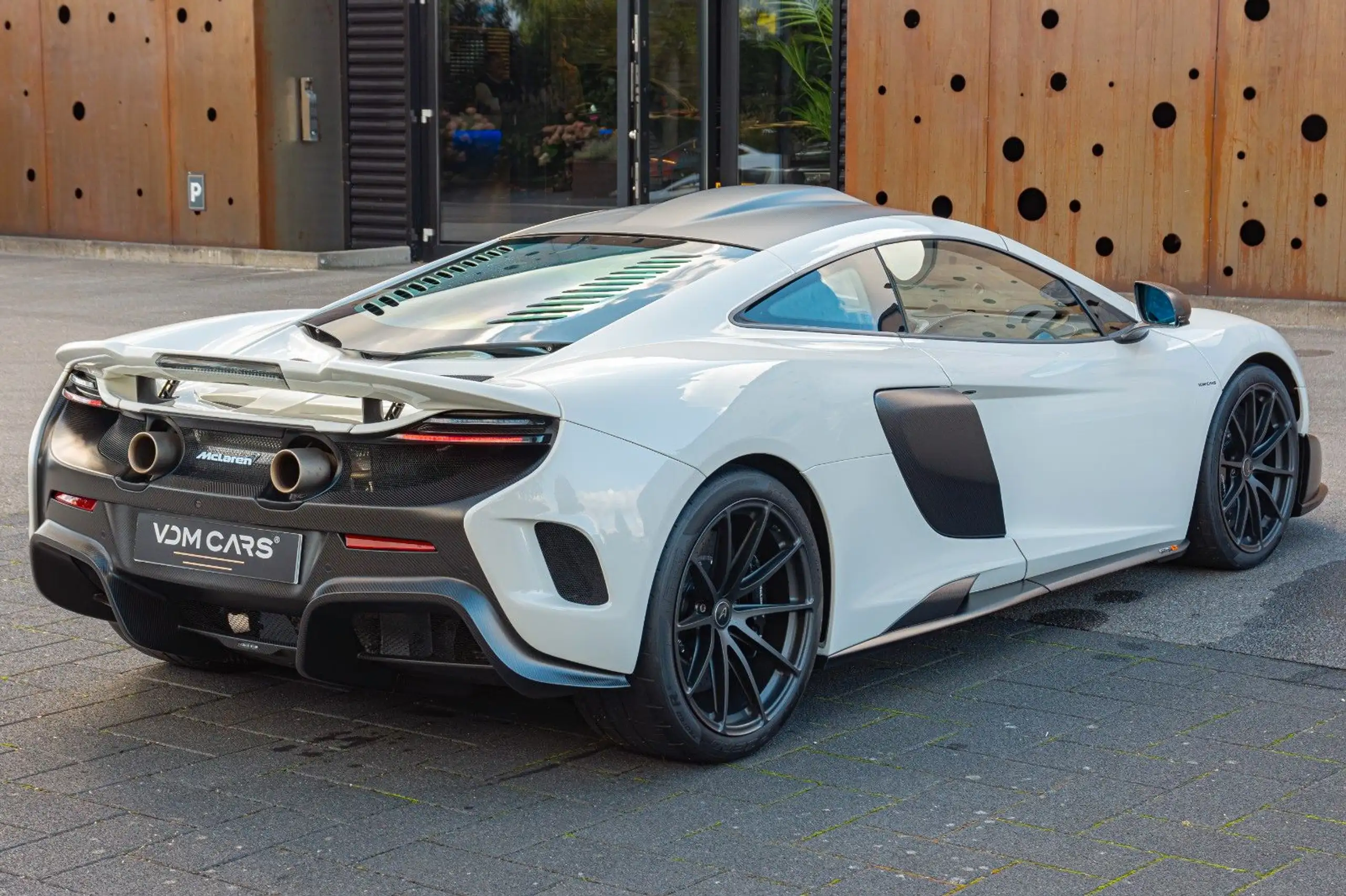 McLaren - 675LT