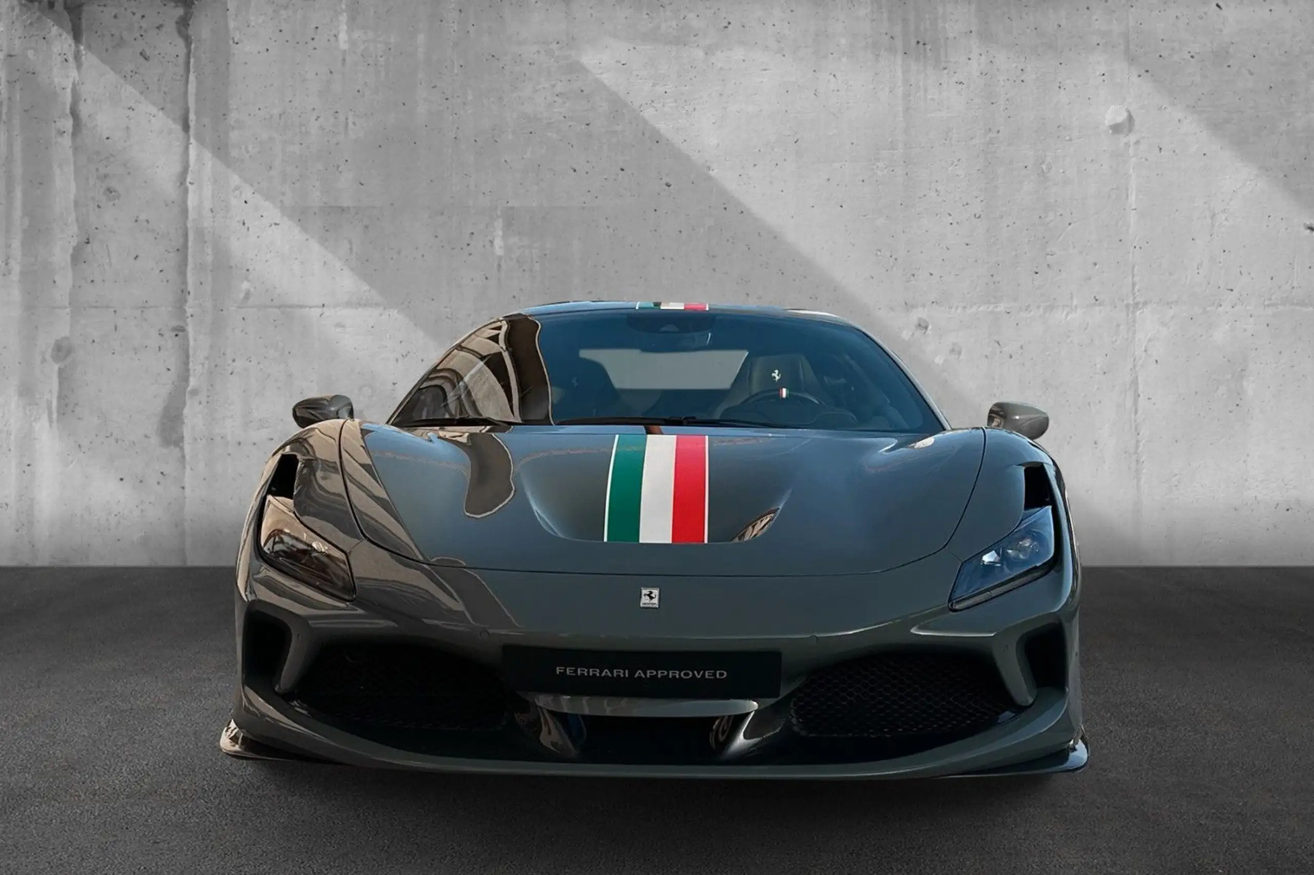 Ferrari - F8 Tributo