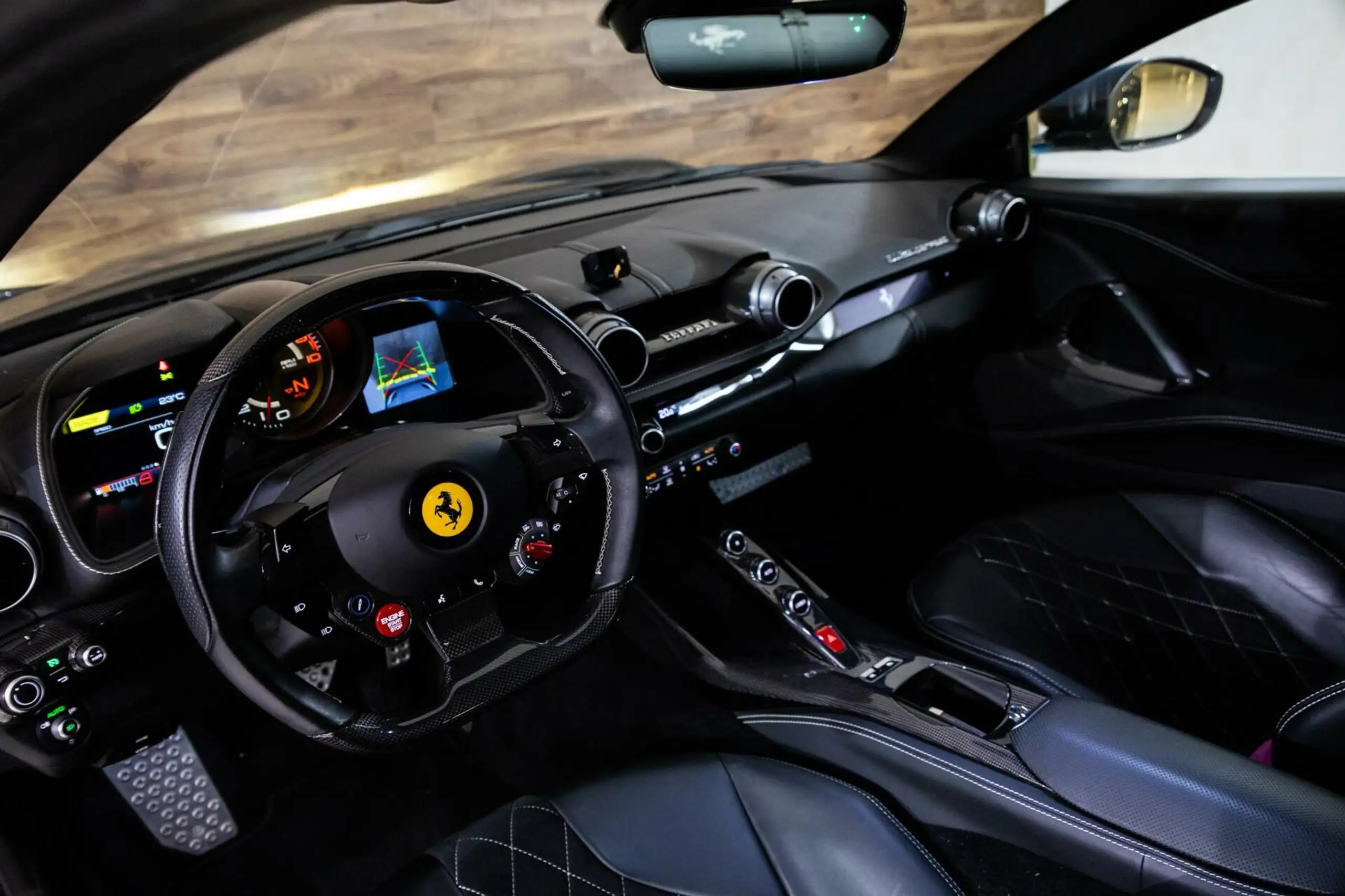 Ferrari - 812