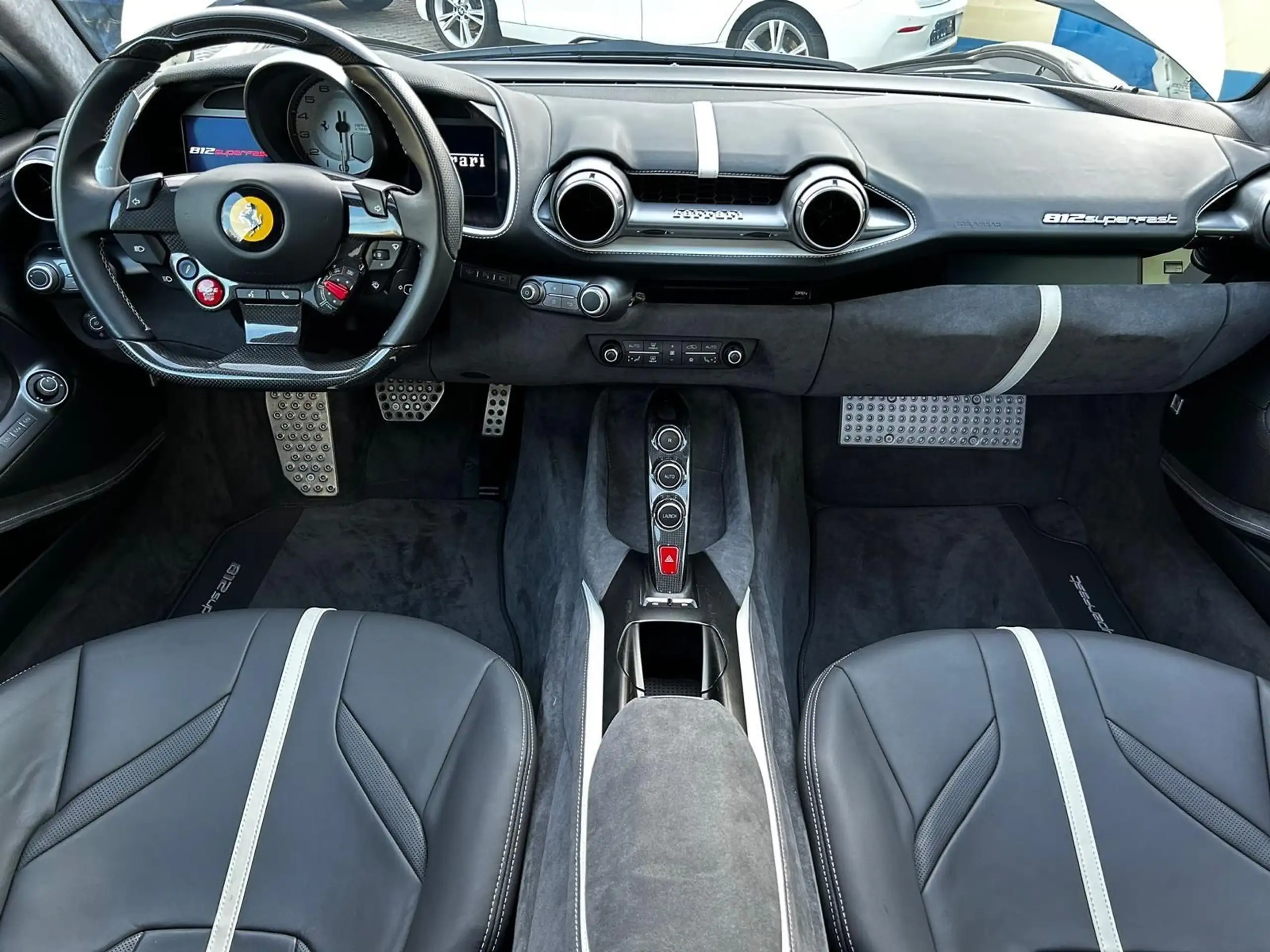 Ferrari - 812