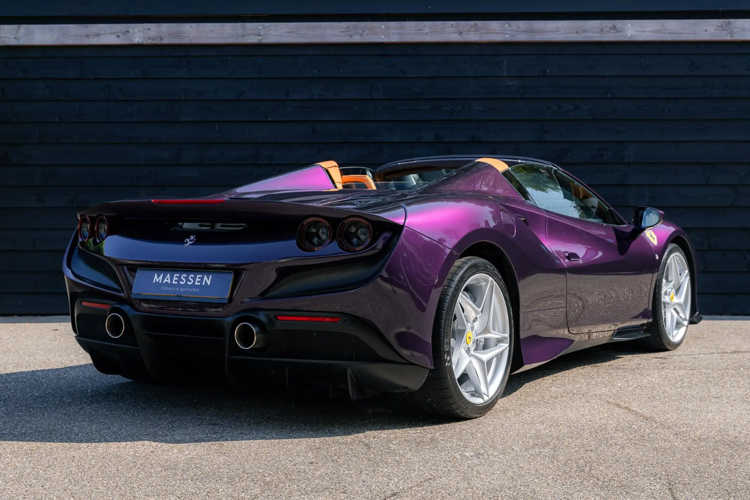 Ferrari - F8 Spider