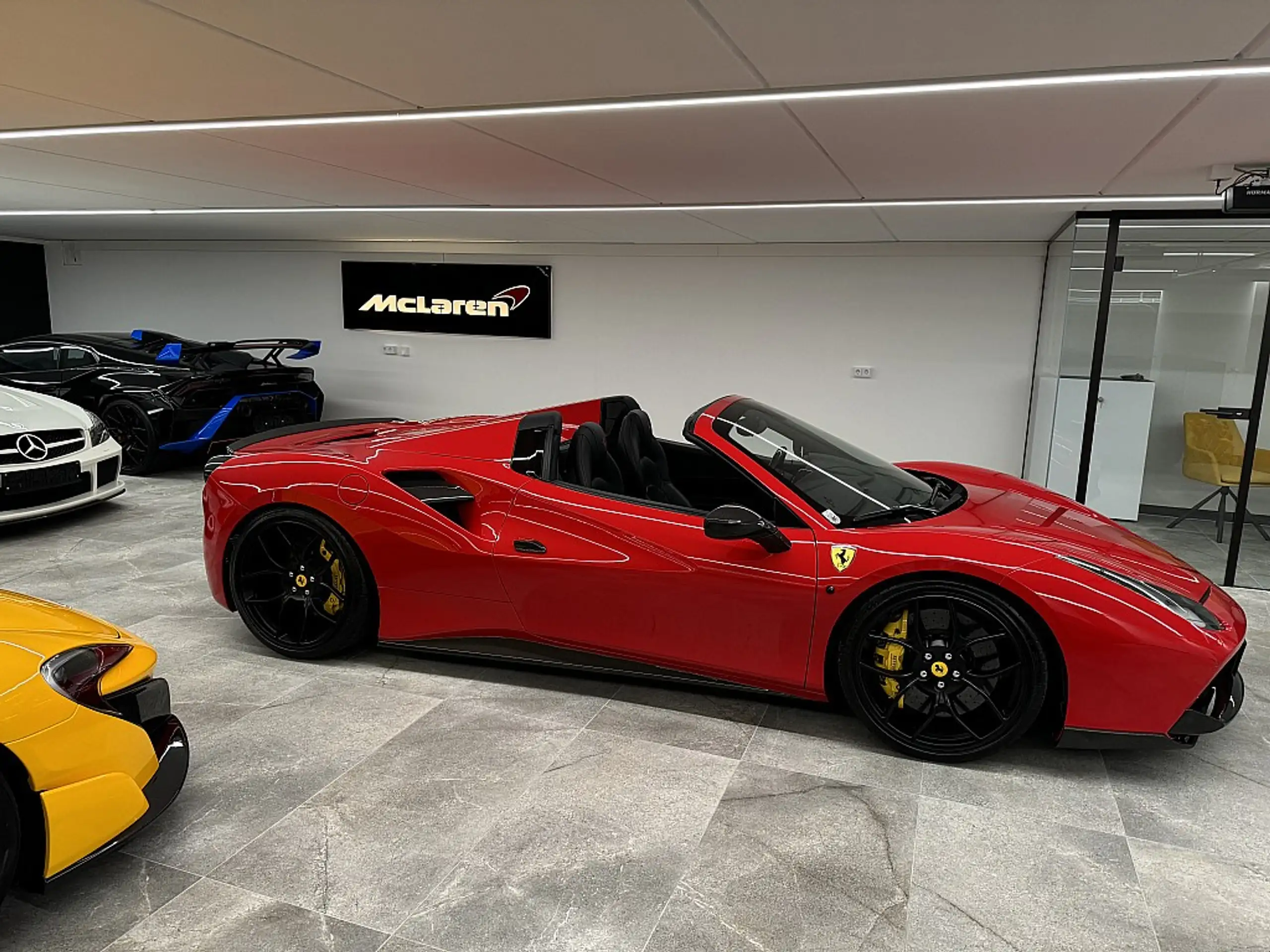 Ferrari - 488