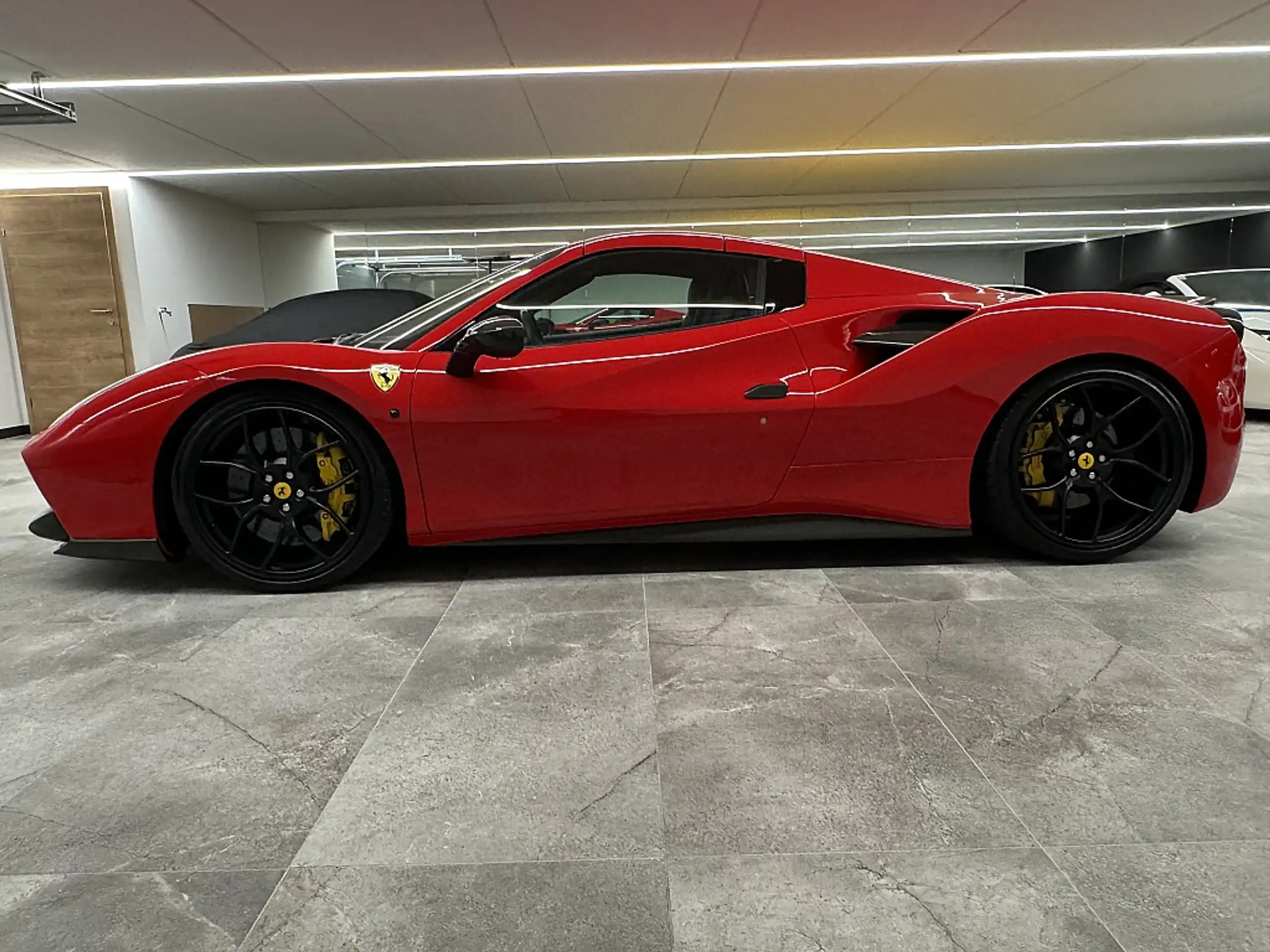 Ferrari - 488