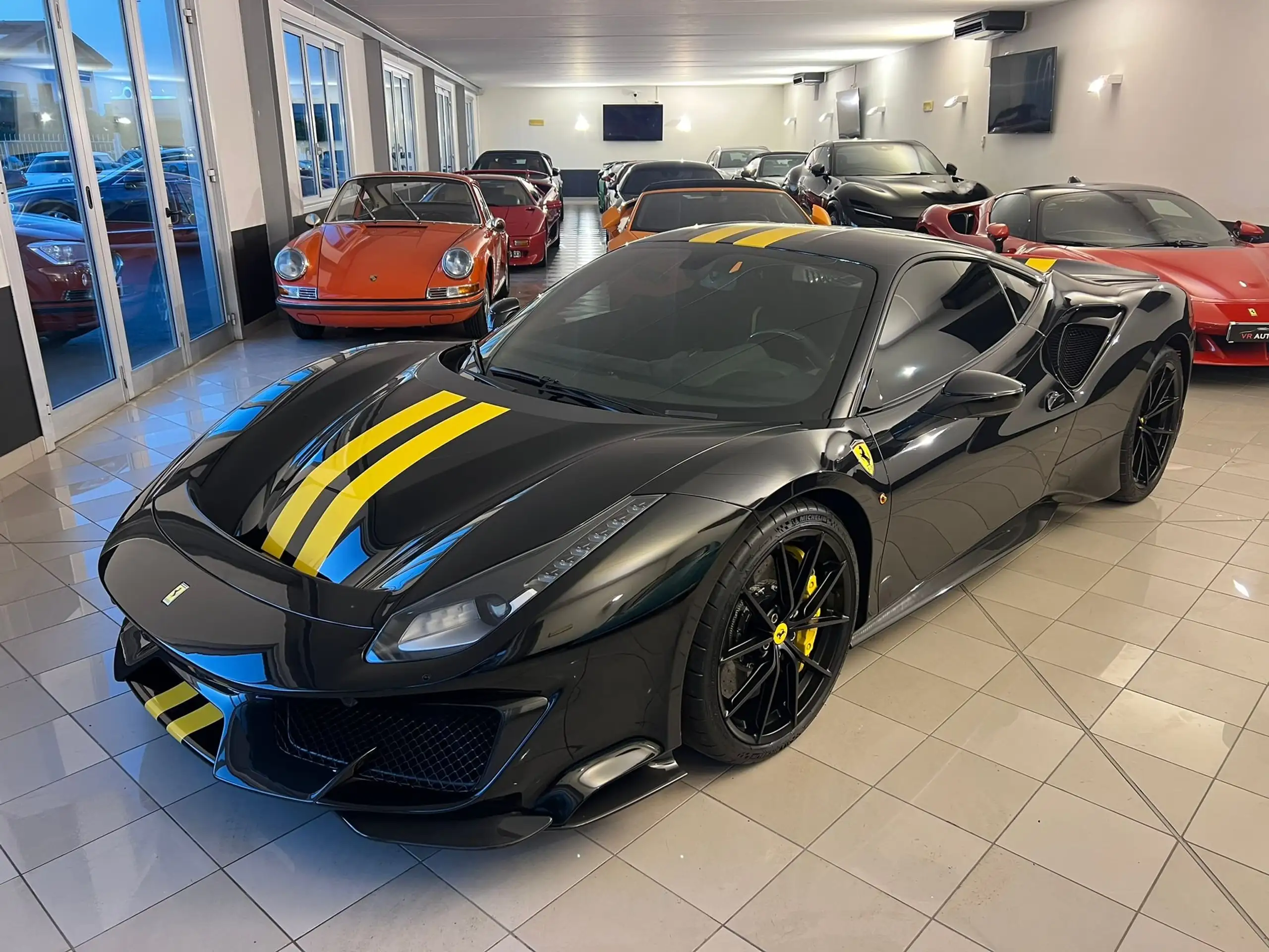 Ferrari - 488