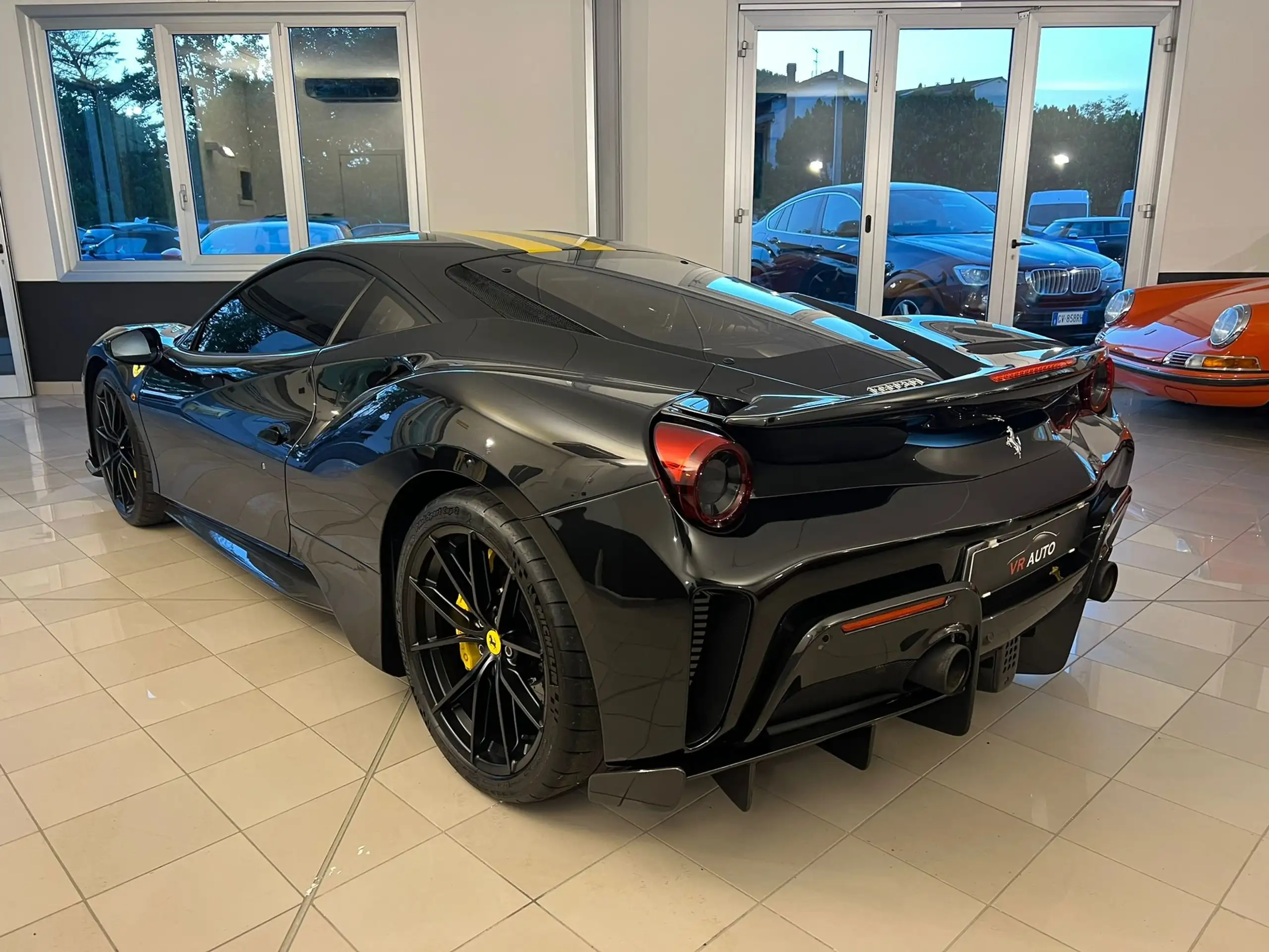 Ferrari - 488