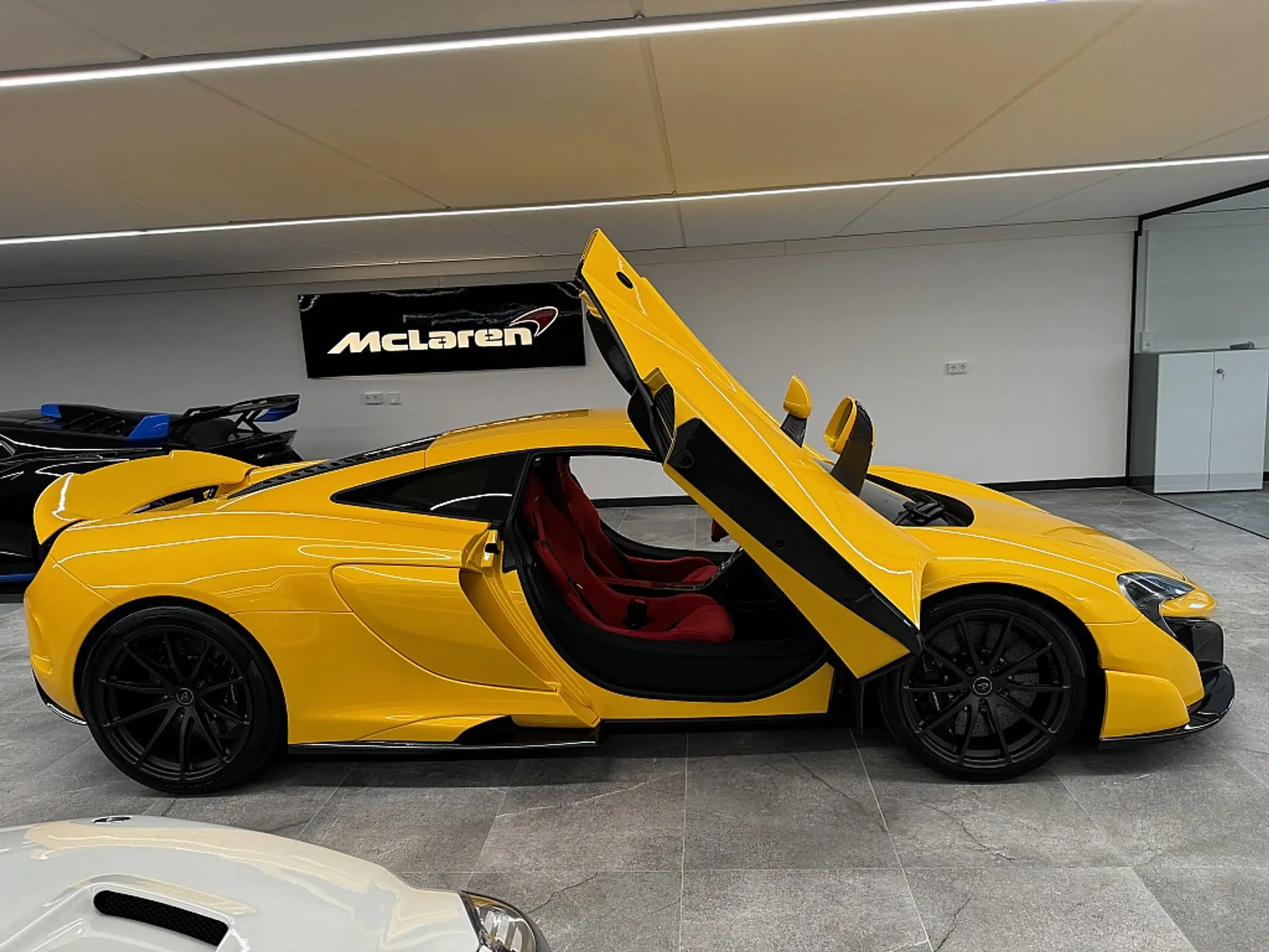 McLaren - 675LT