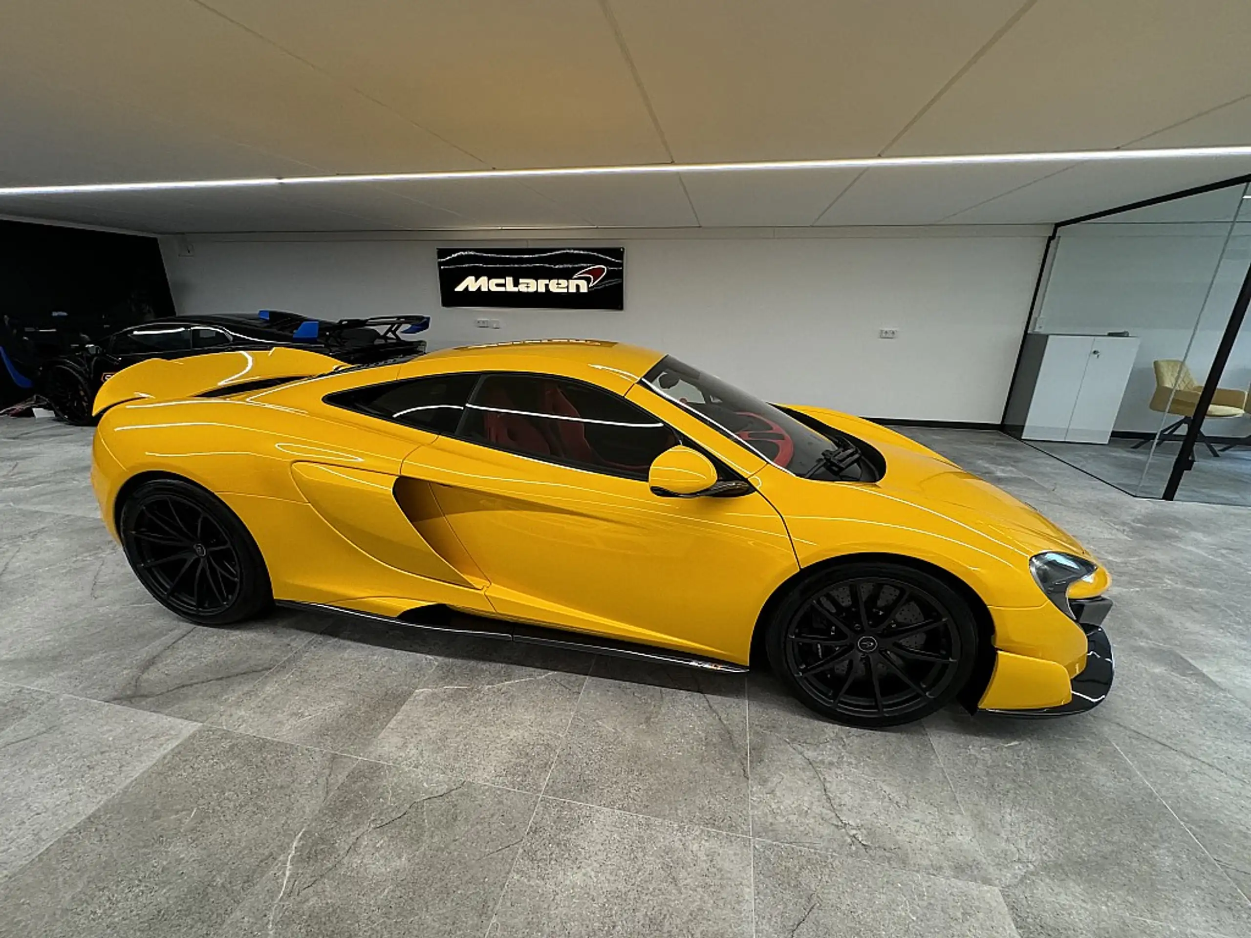 McLaren - 675LT