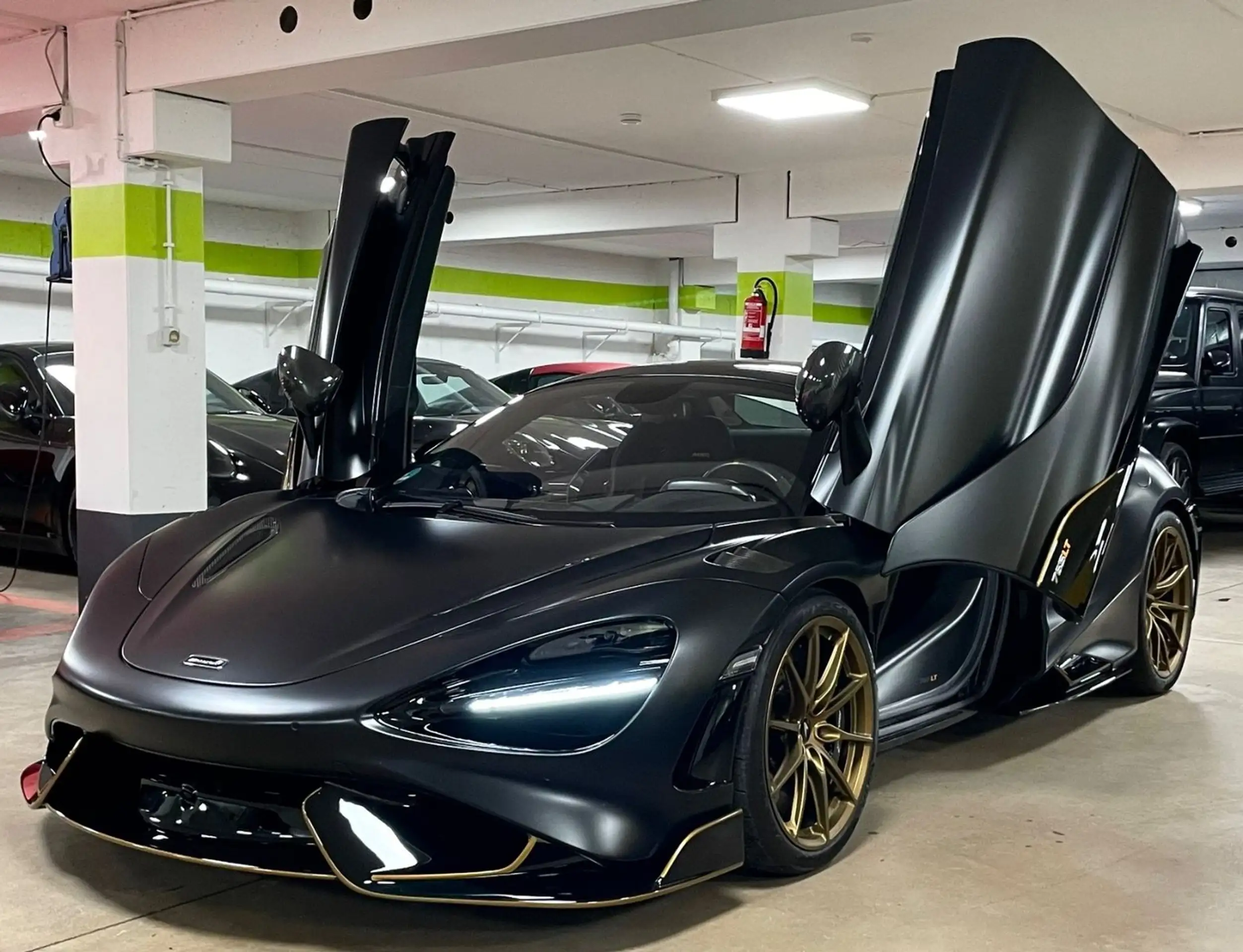 McLaren - 765LT Spider