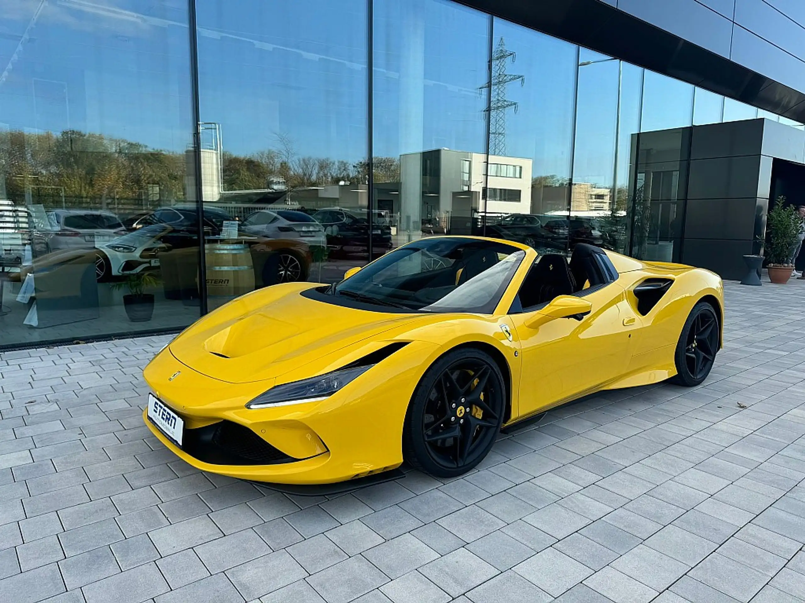 Ferrari - F8 Spider