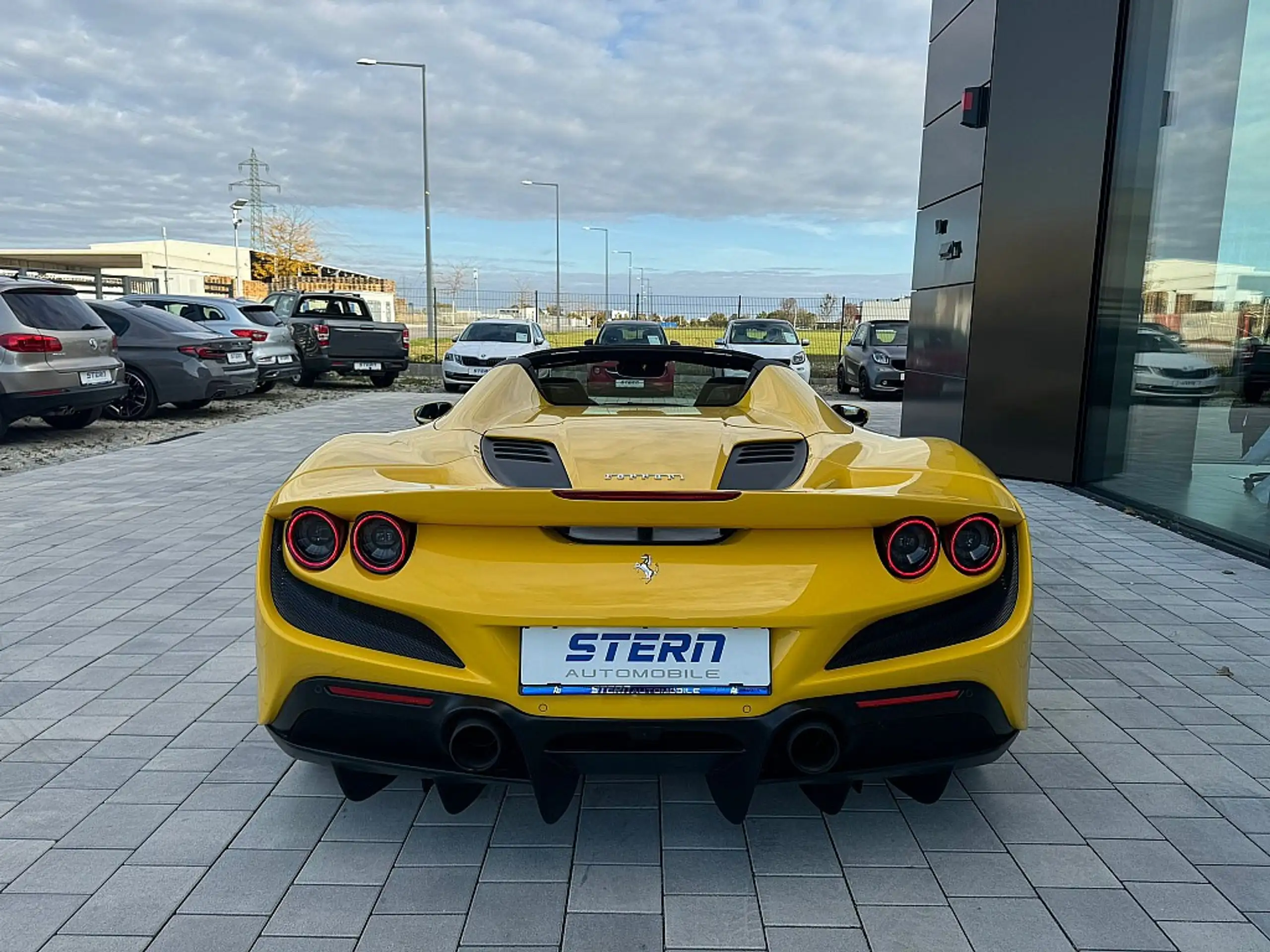 Ferrari - F8 Spider