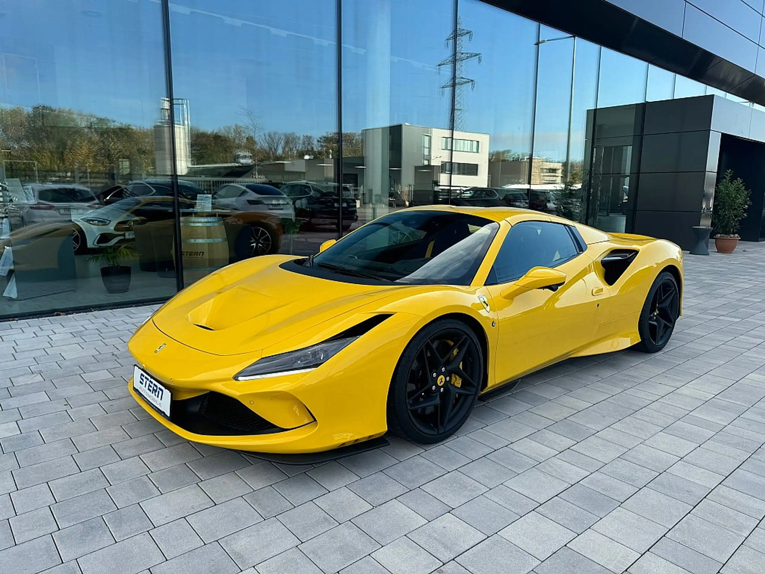 Ferrari - F8 Spider