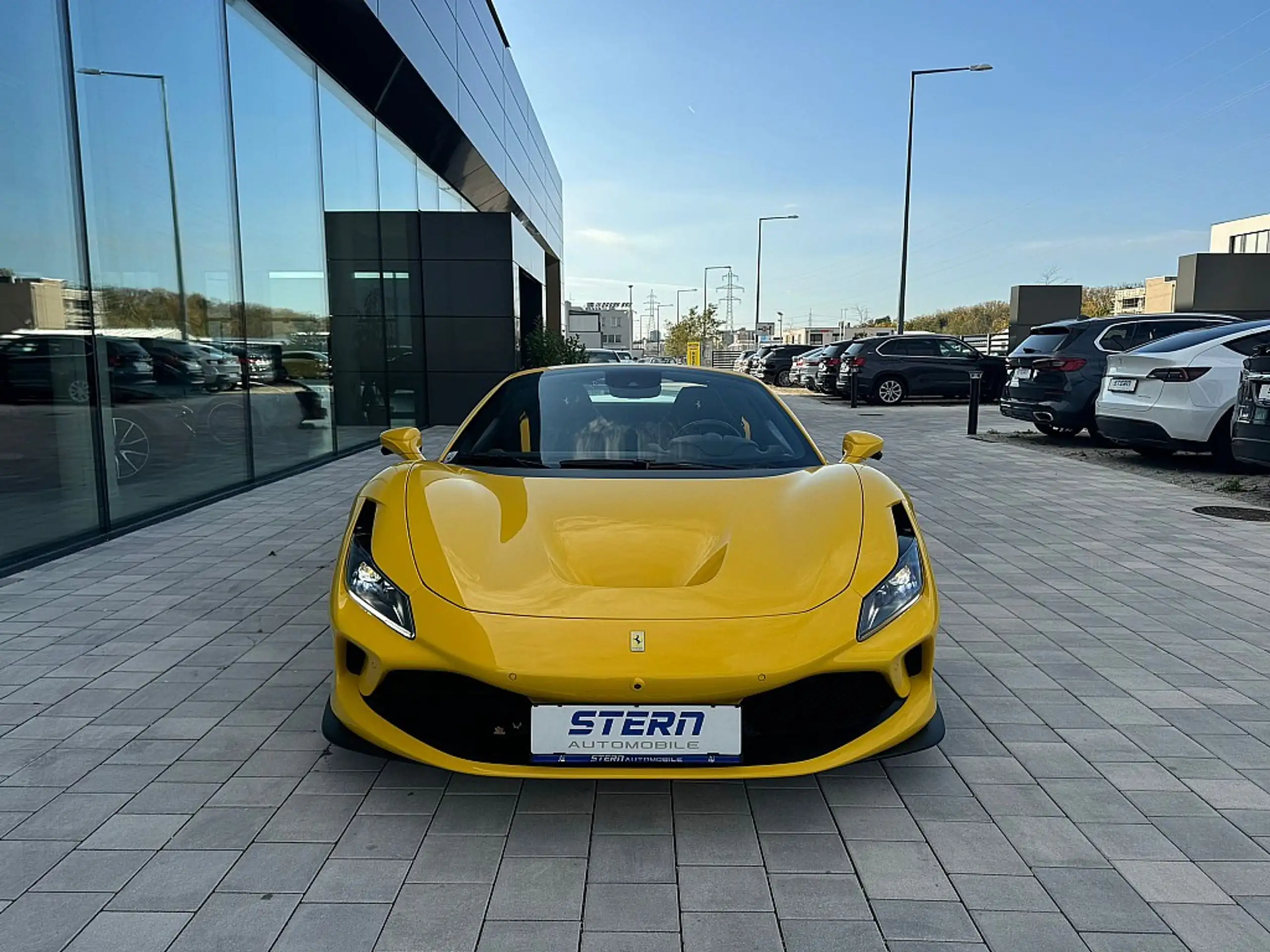 Ferrari - F8 Spider