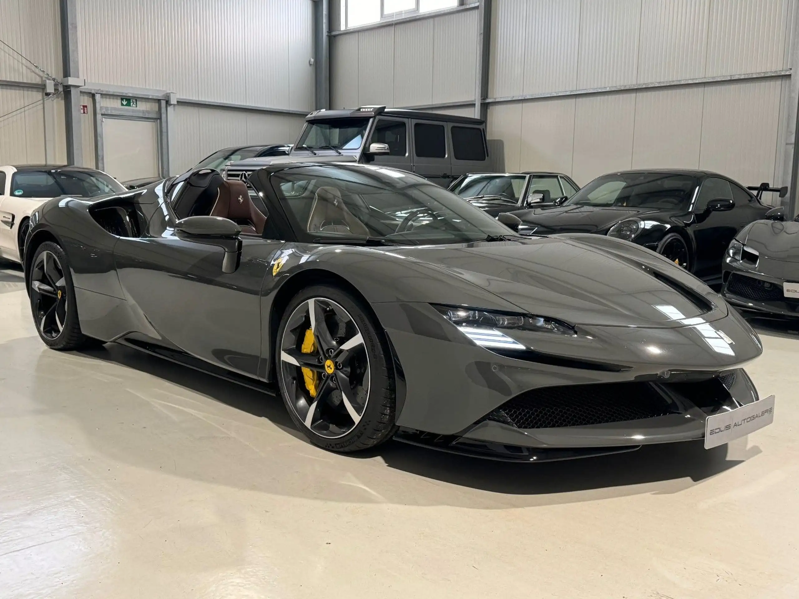 Ferrari - SF90 Spider