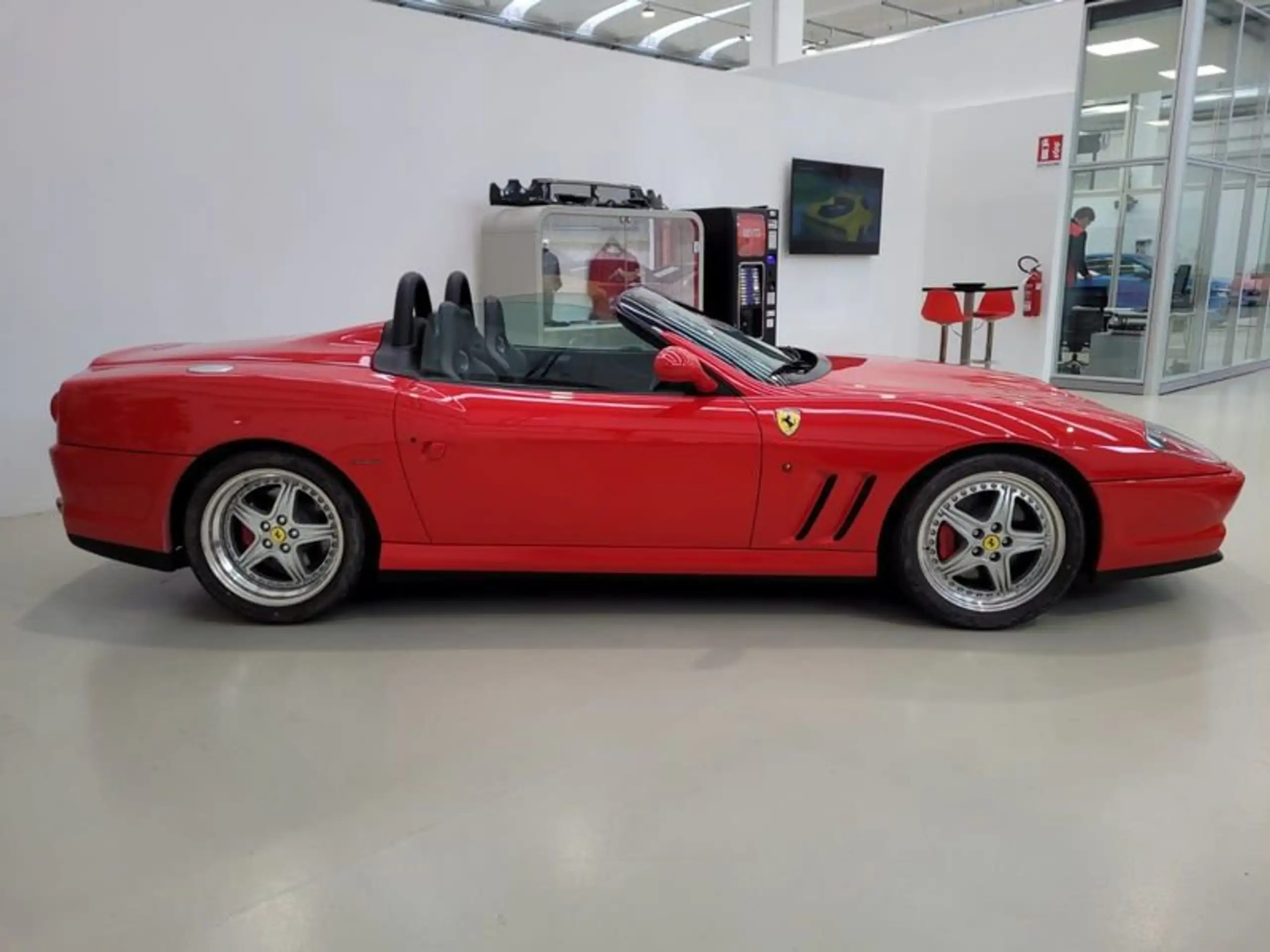 Ferrari - 550