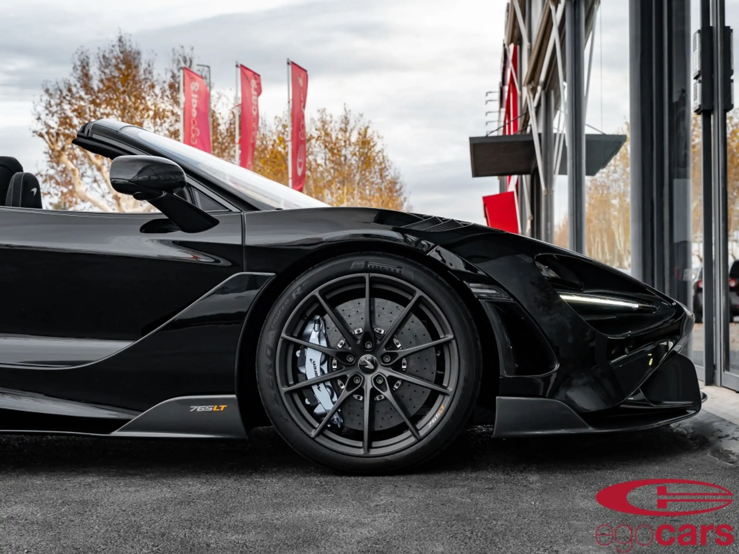 McLaren - 765LT Spider