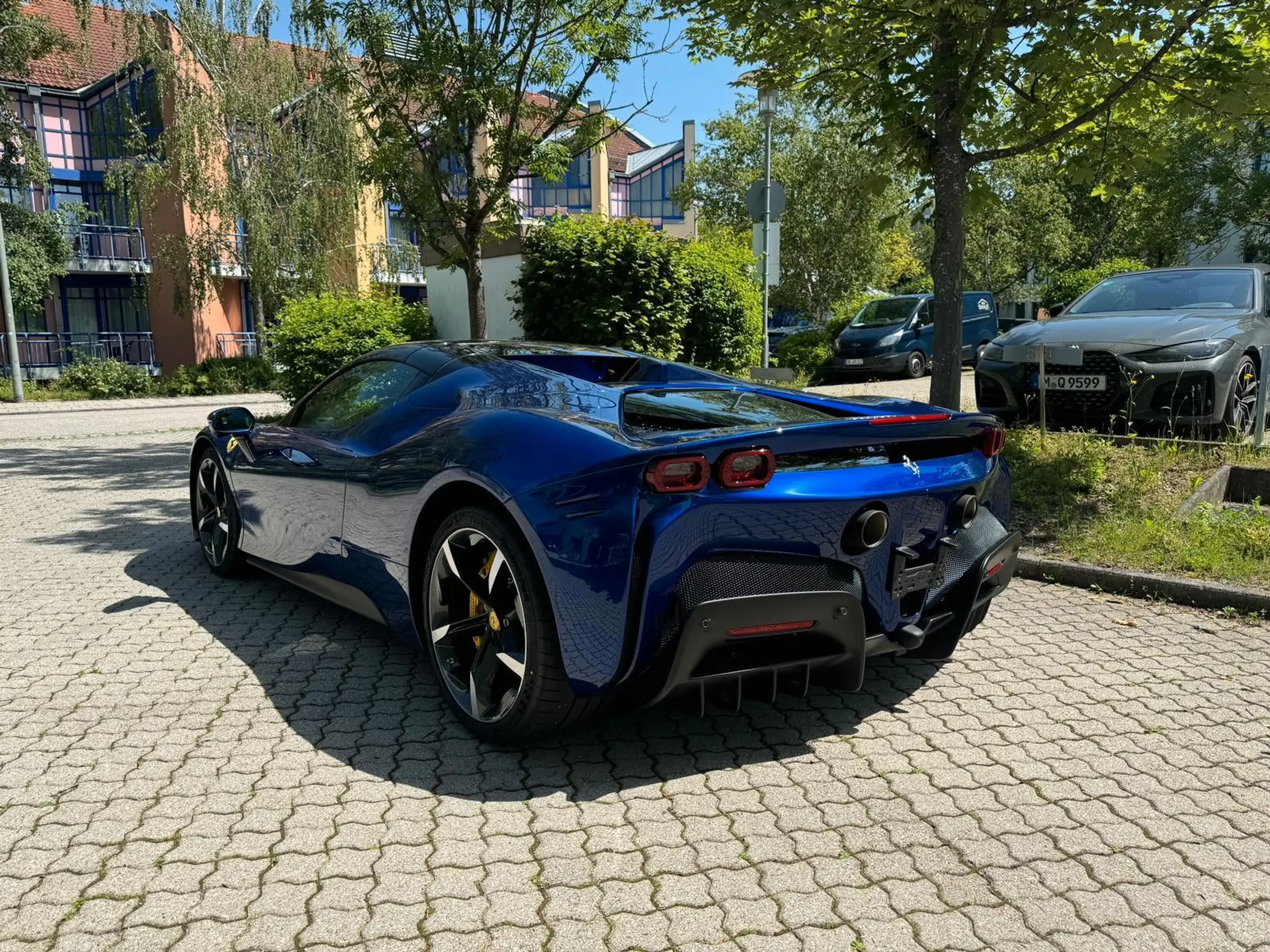 Ferrari - SF90 Spider